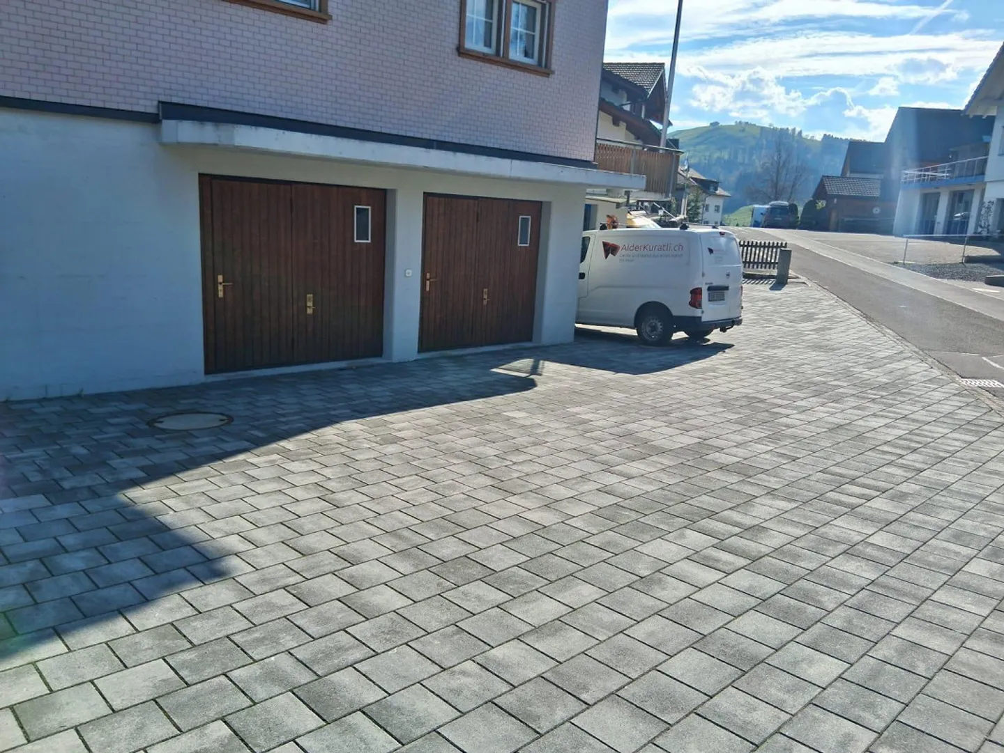 Appartamento 4.5 locali con giardino, terrazza e posto auto - Foto 3 di 16