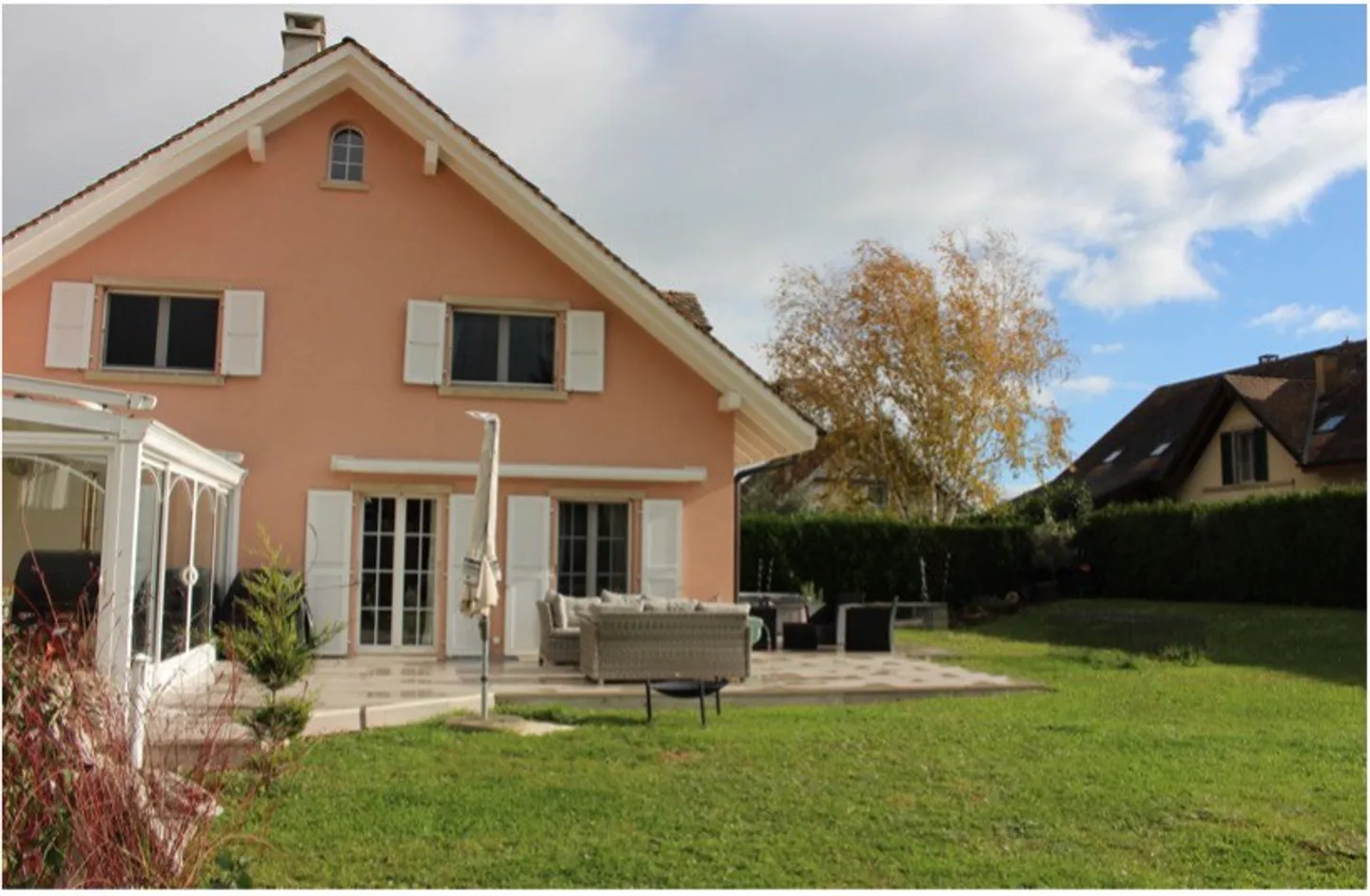 Semi-Detached House 7.5 Rooms - Photo 4 of 17