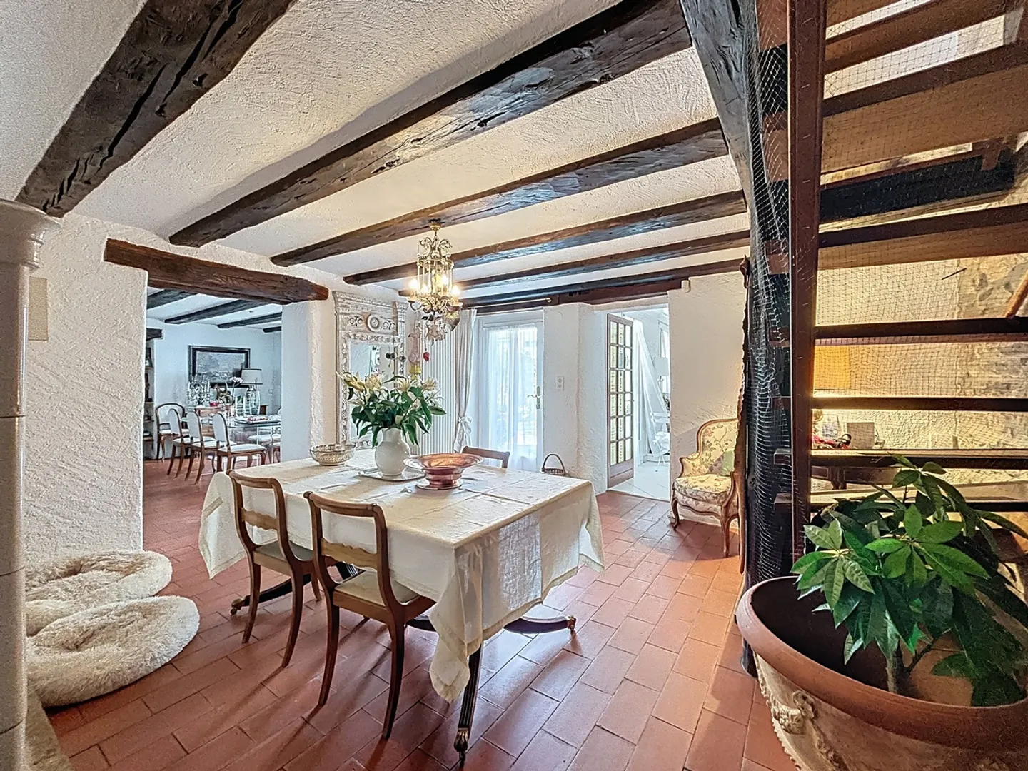 Maison Charmante avec Jardins - Photo 3 sur 13