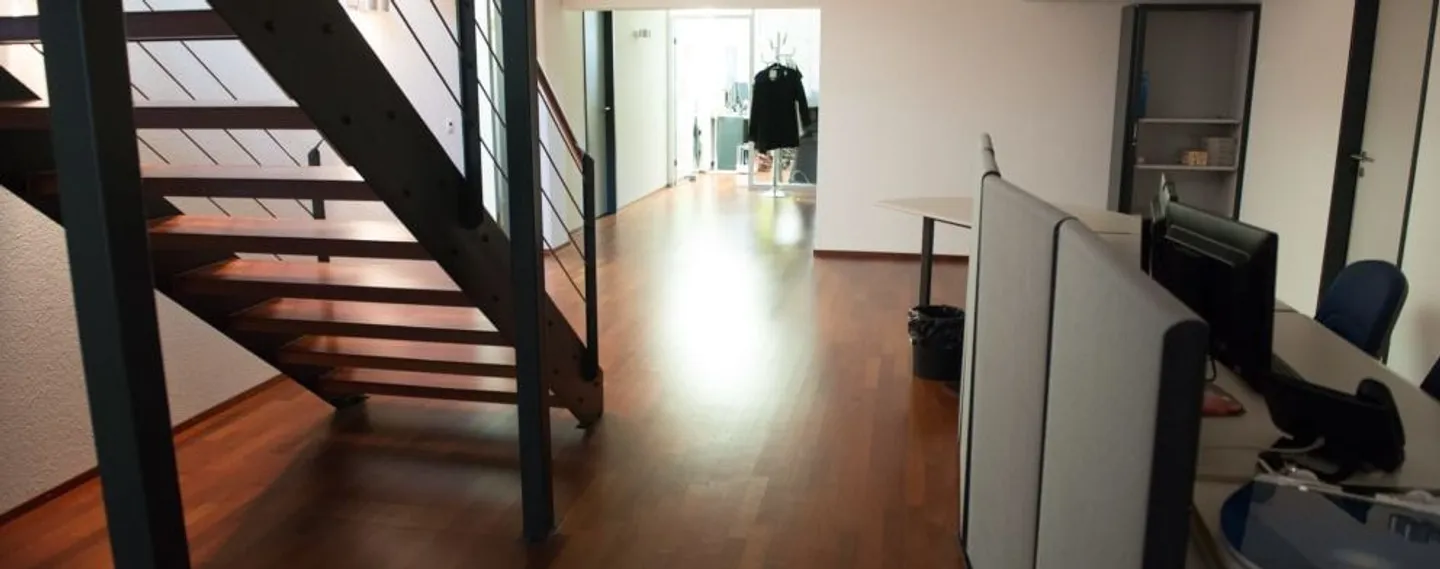 594 m2 espace de bureau moderne / cabinet médical / physiothérapie - Photo 6 sur 9