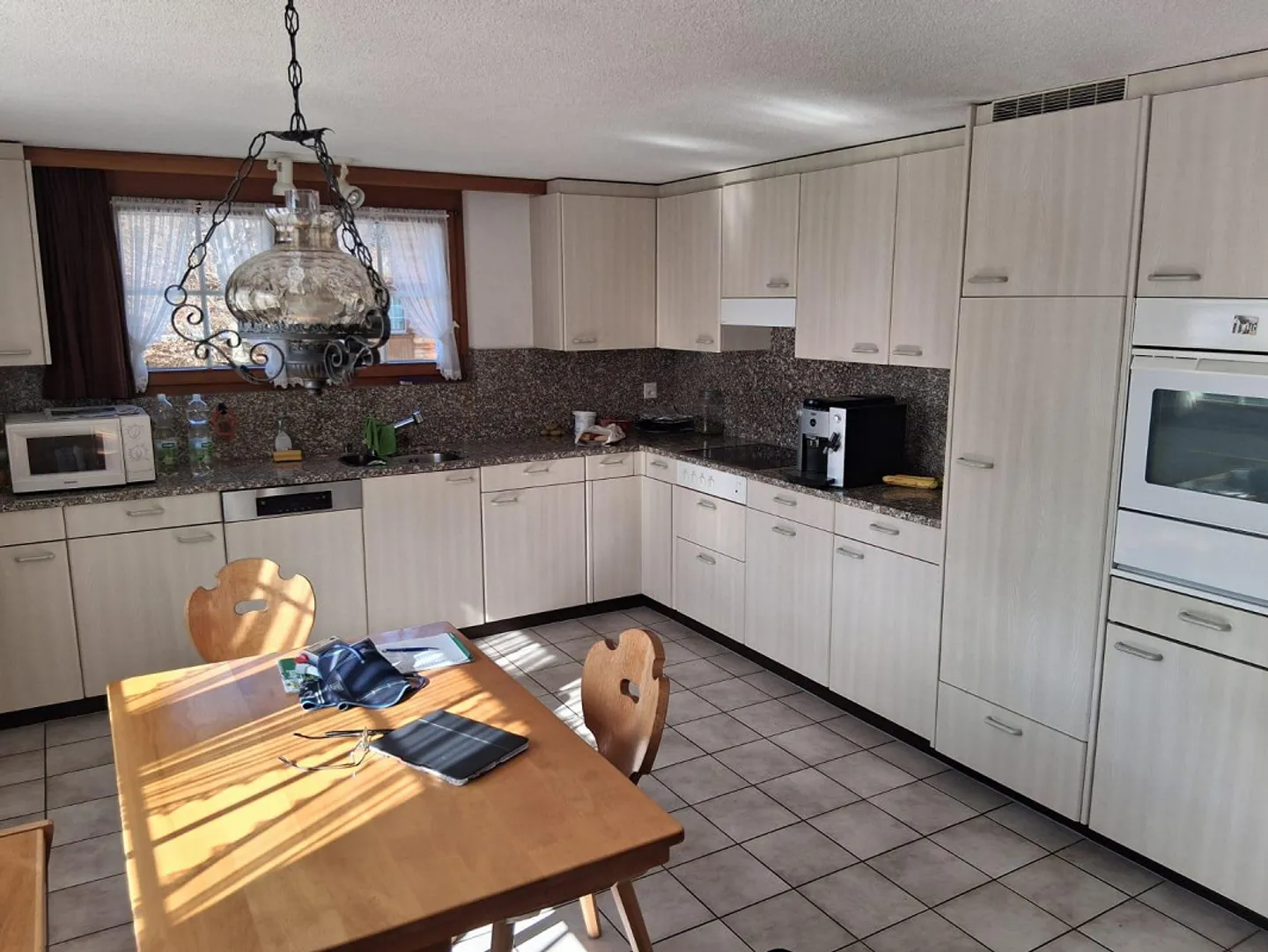 Appartamento 4.5 locali con giardino, terrazza e posto auto - Foto 10 di 16