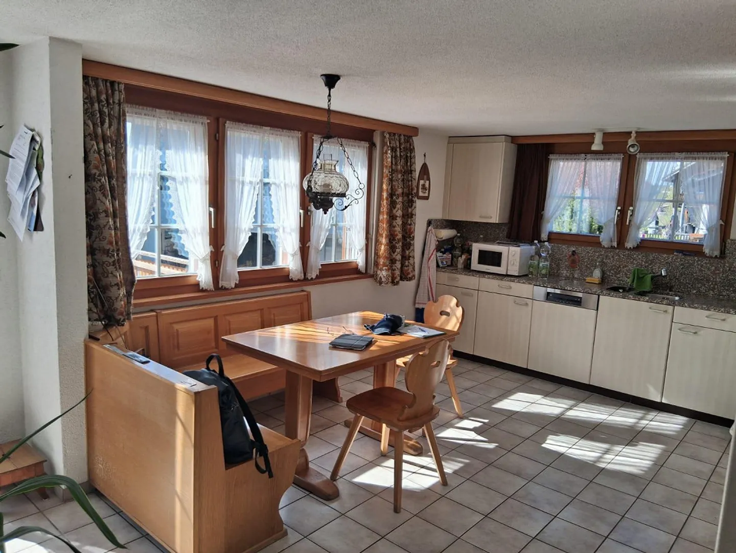 Appartamento 4.5 locali con giardino, terrazza e posto auto - Foto 11 di 16