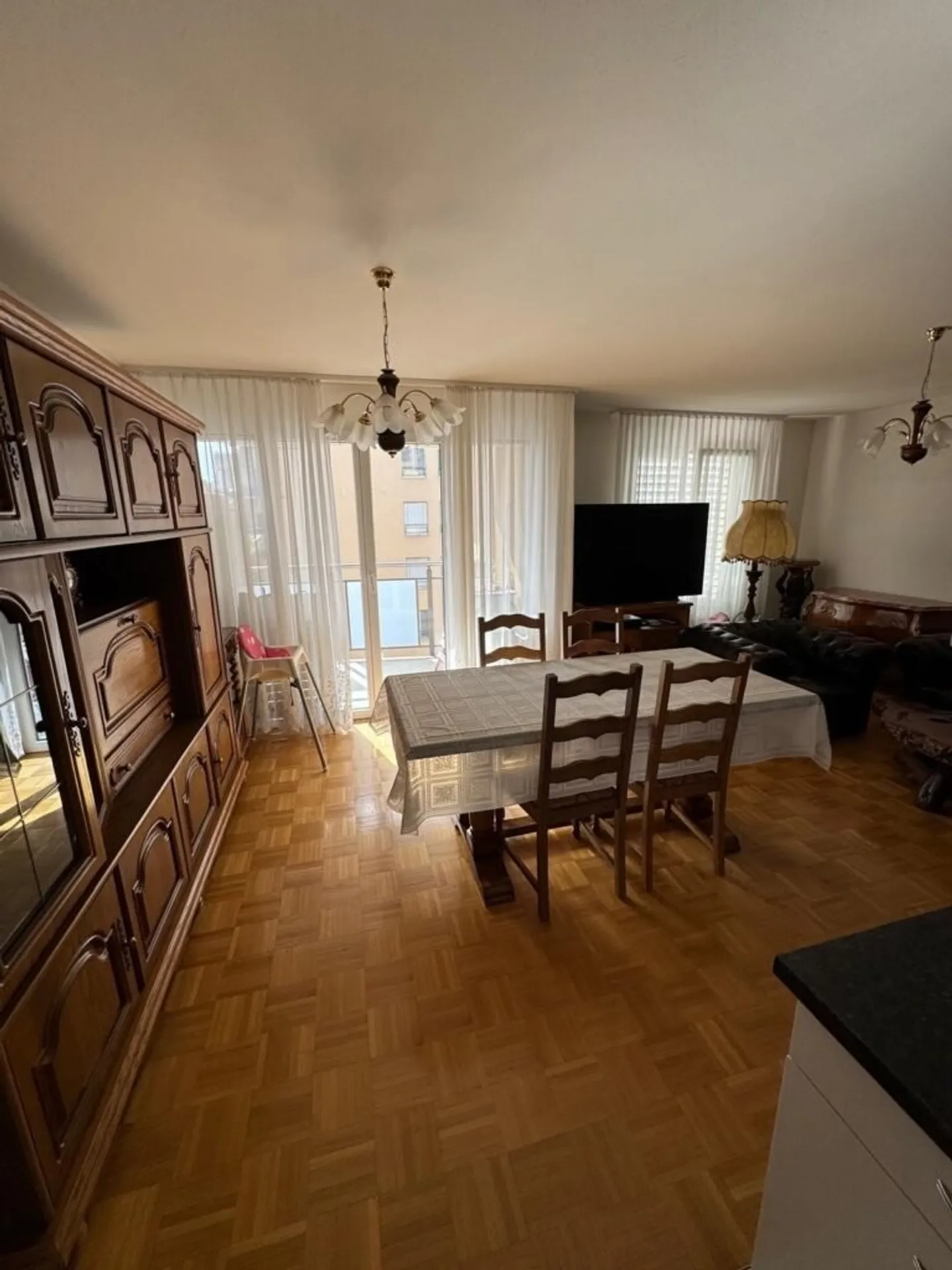 Apartment with 3.5 rooms on the 4th floor with balcony in Vevey - Photo 1 of 8