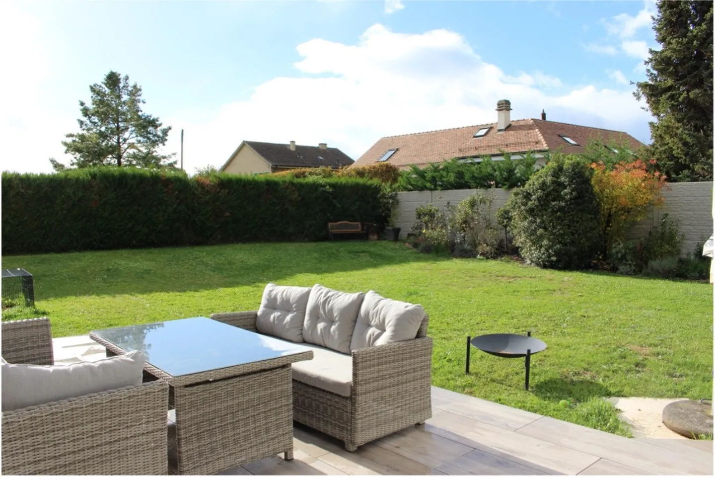 Semi-Detached House 7.5 Rooms - Photo 16 of 17