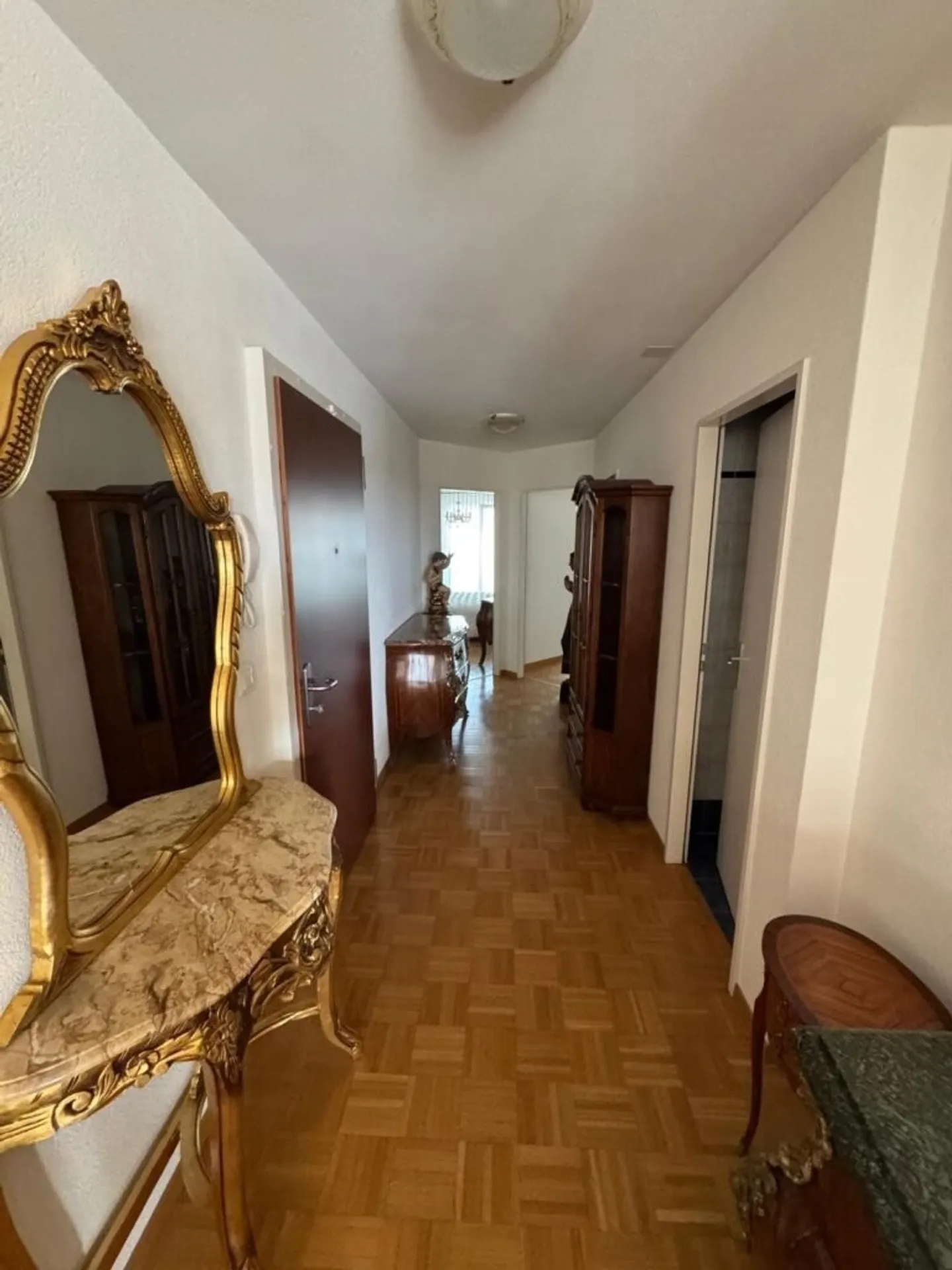 Apartment with 3.5 rooms on the 4th floor with balcony in Vevey - Photo 3 of 8