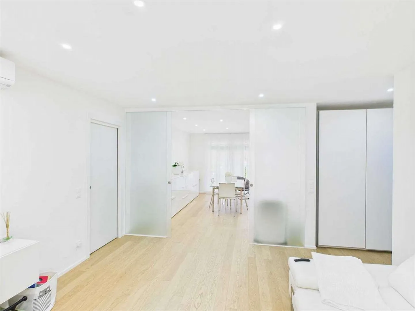 Élégant 4.5 pièces au premier étage avec 2 terrasses - Photo 10 sur 13