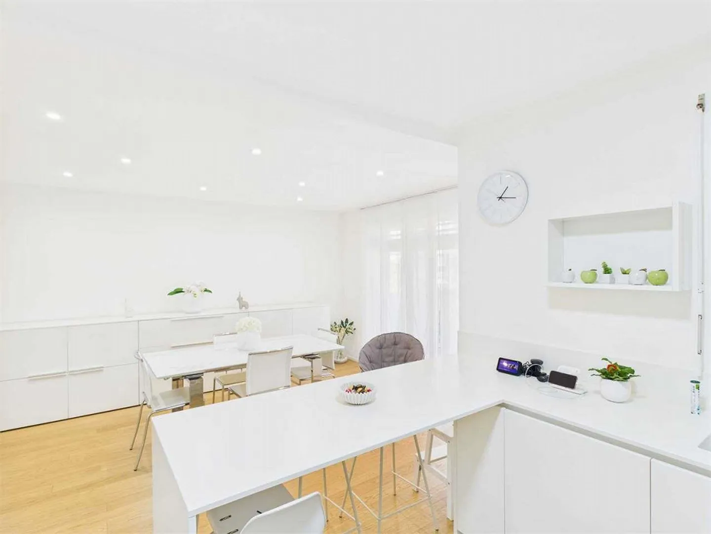 Élégant 4.5 pièces au premier étage avec 2 terrasses - Photo 5 sur 13