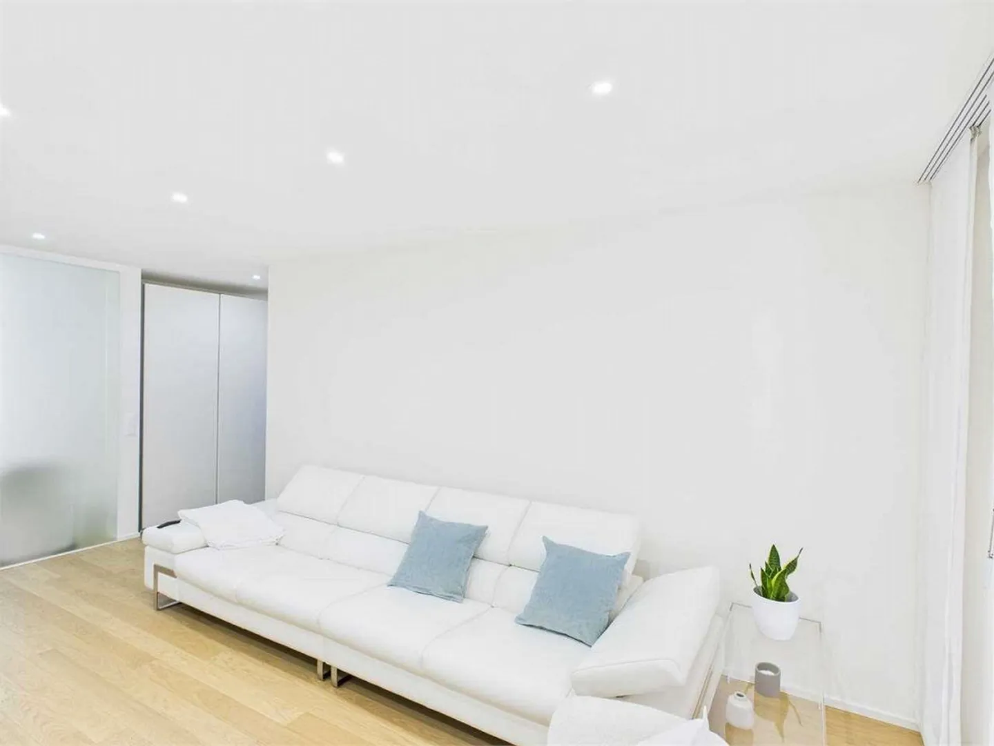 Élégant 4.5 pièces au premier étage avec 2 terrasses - Photo 12 sur 13