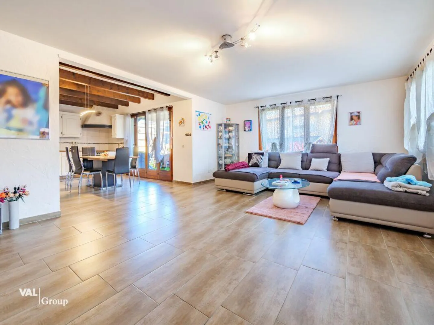 Magnifique villa avec jardin, offrant une configuration idéale pour deux unités - Foto 3 von 16