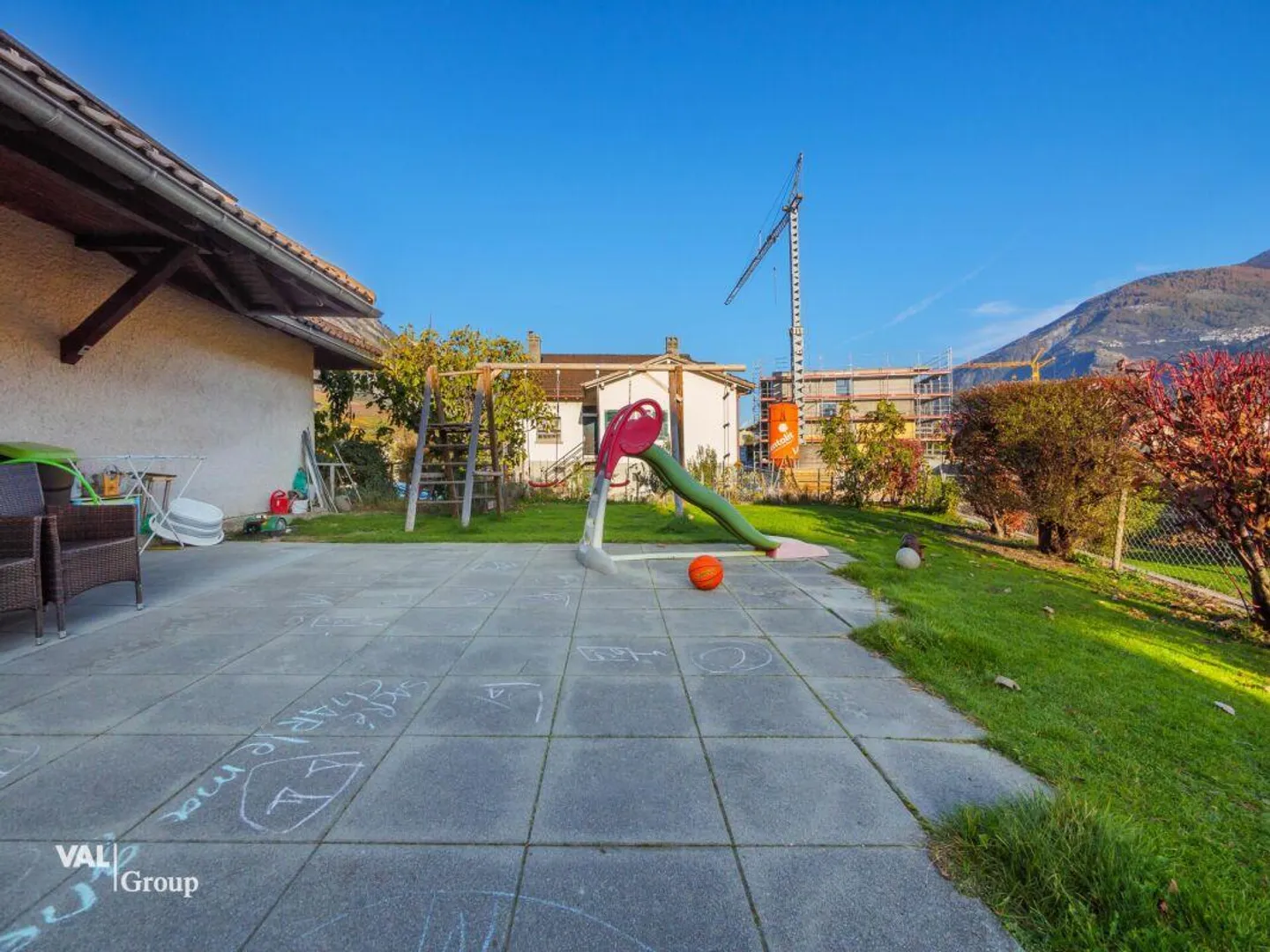 Magnifique villa avec jardin, offrant une configuration idéale pour deux unités - Foto 6 von 16