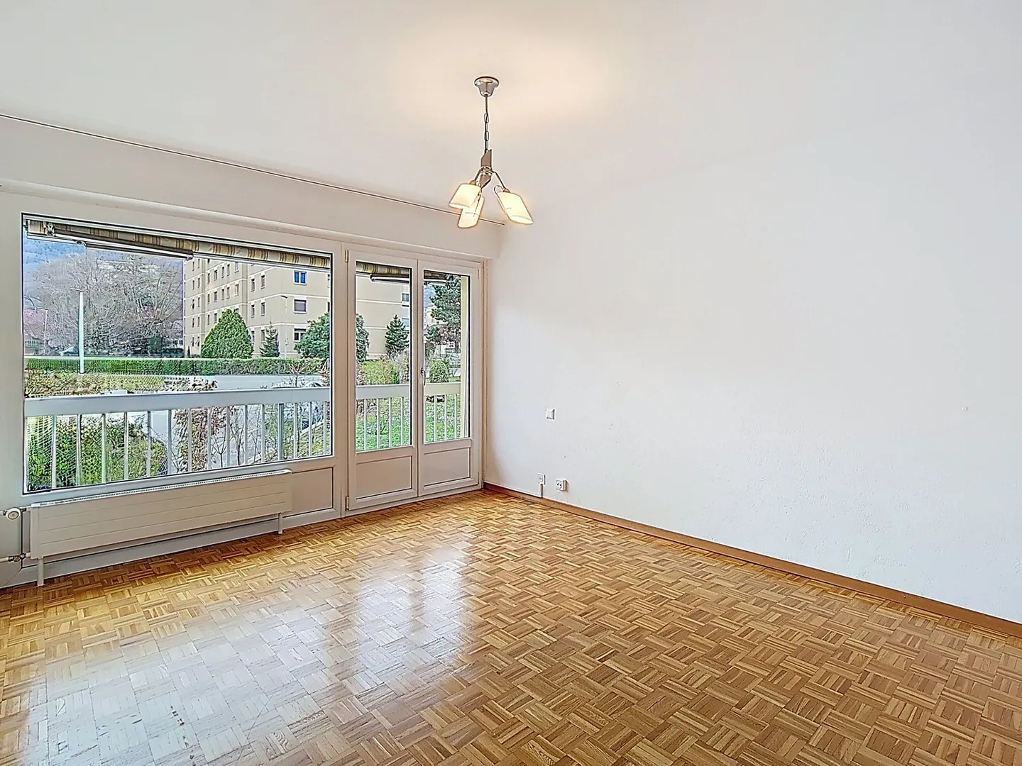 Exclusivity! 4.5-room apartment with balconies in the center of Monthey - Photo 4 of 13