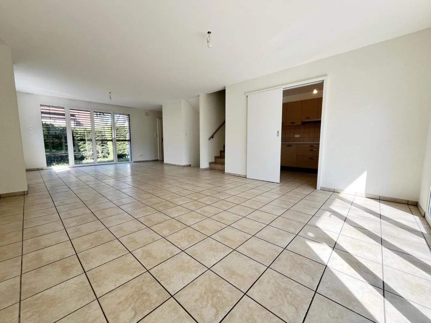 Terraced House 5 Rooms - Photo 2 of 13