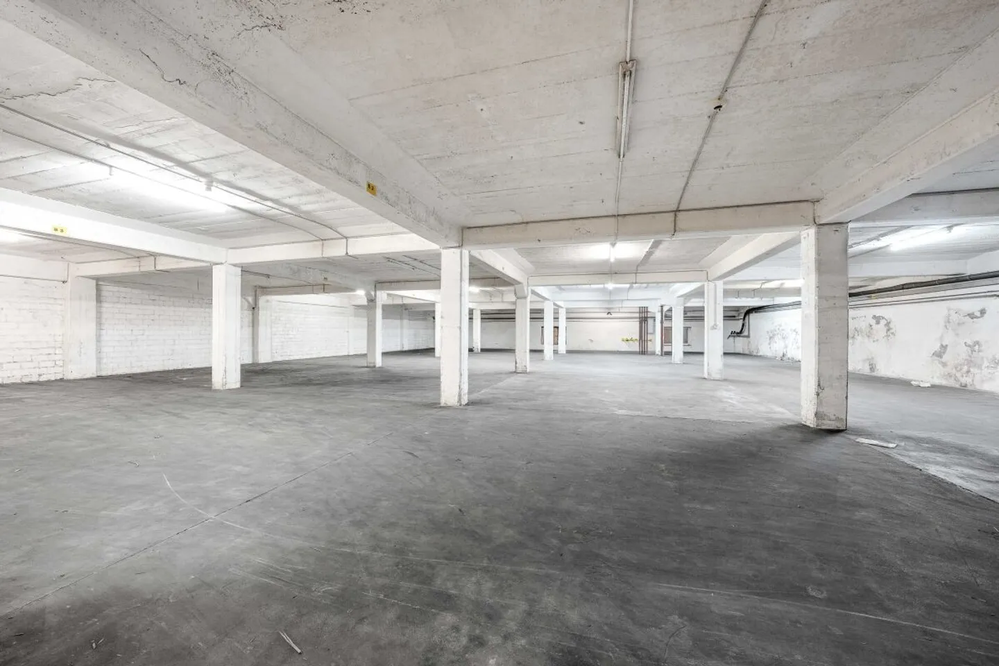 Commercial/Warehouse Space - Photo 6 of 8