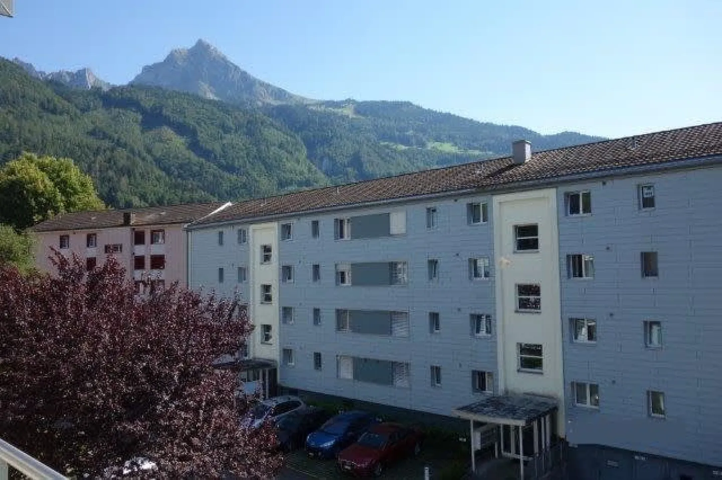 Top Sanierte 4- Zimmerwohnung mit grossen Spielplatz - Foto 9 von 9