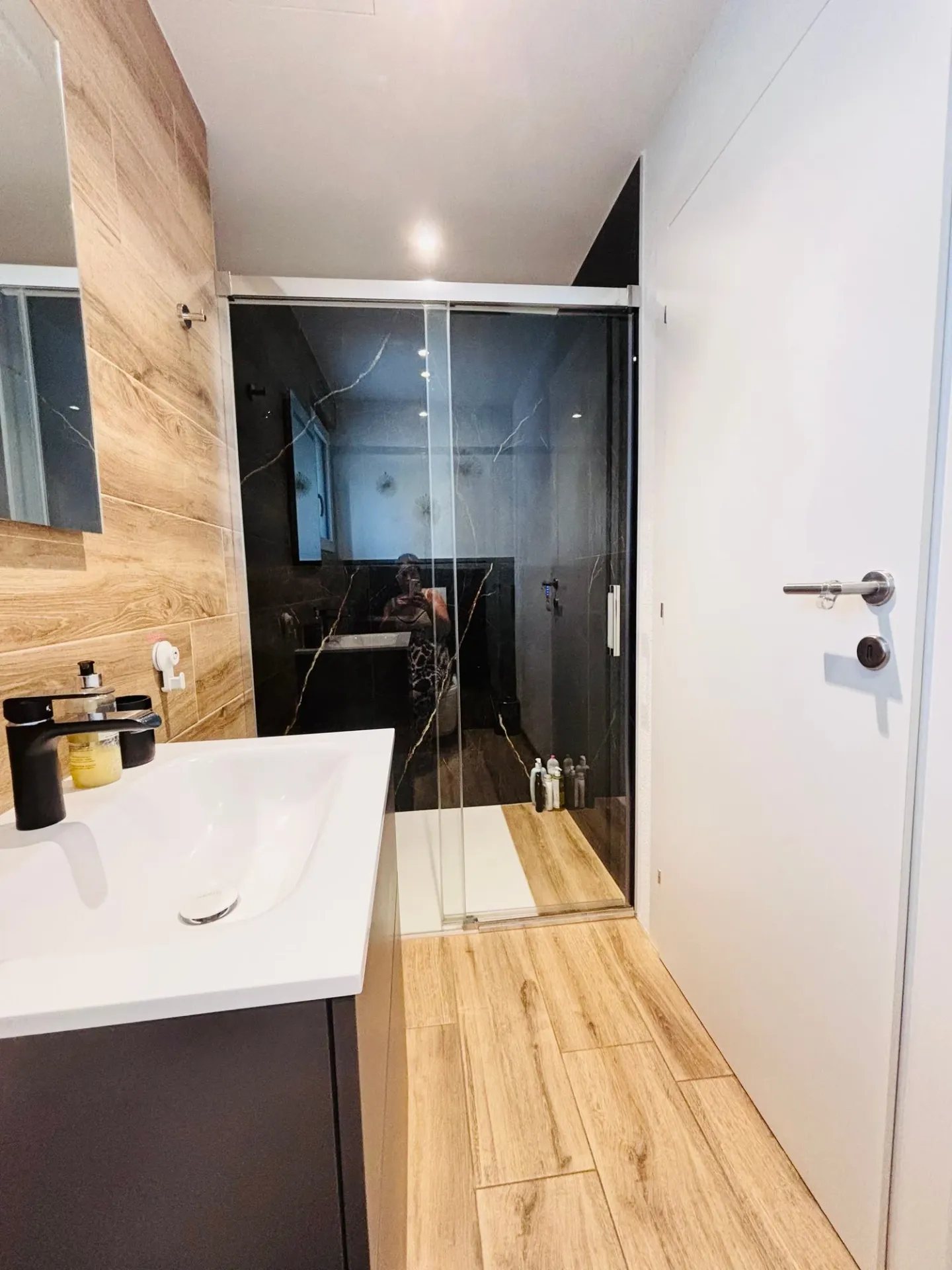 Exclusive single-family house in a privileged location in Bellinzona - Photo 21 of 26