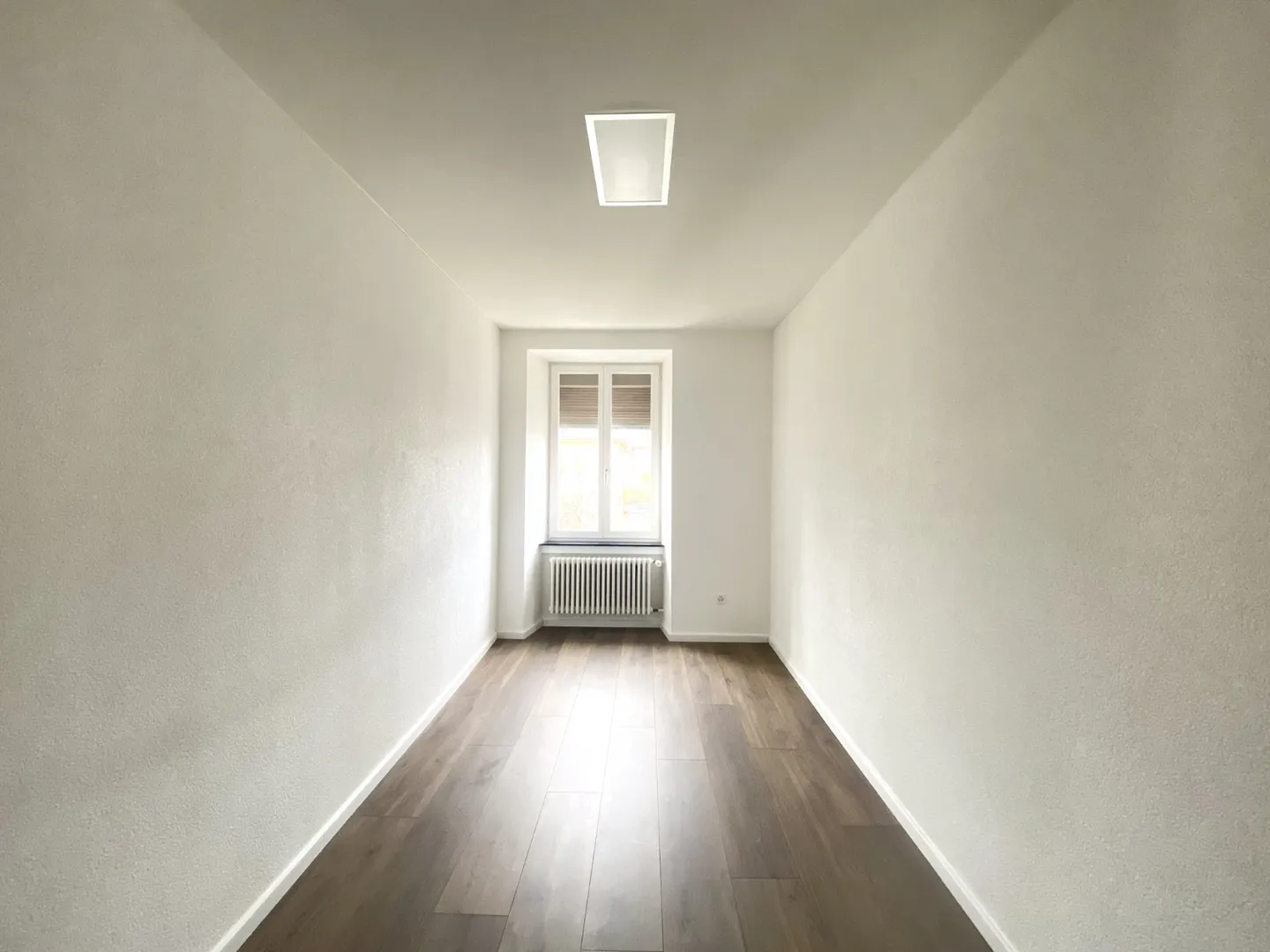 2.5 Room Apartment - Photo 3 of 4