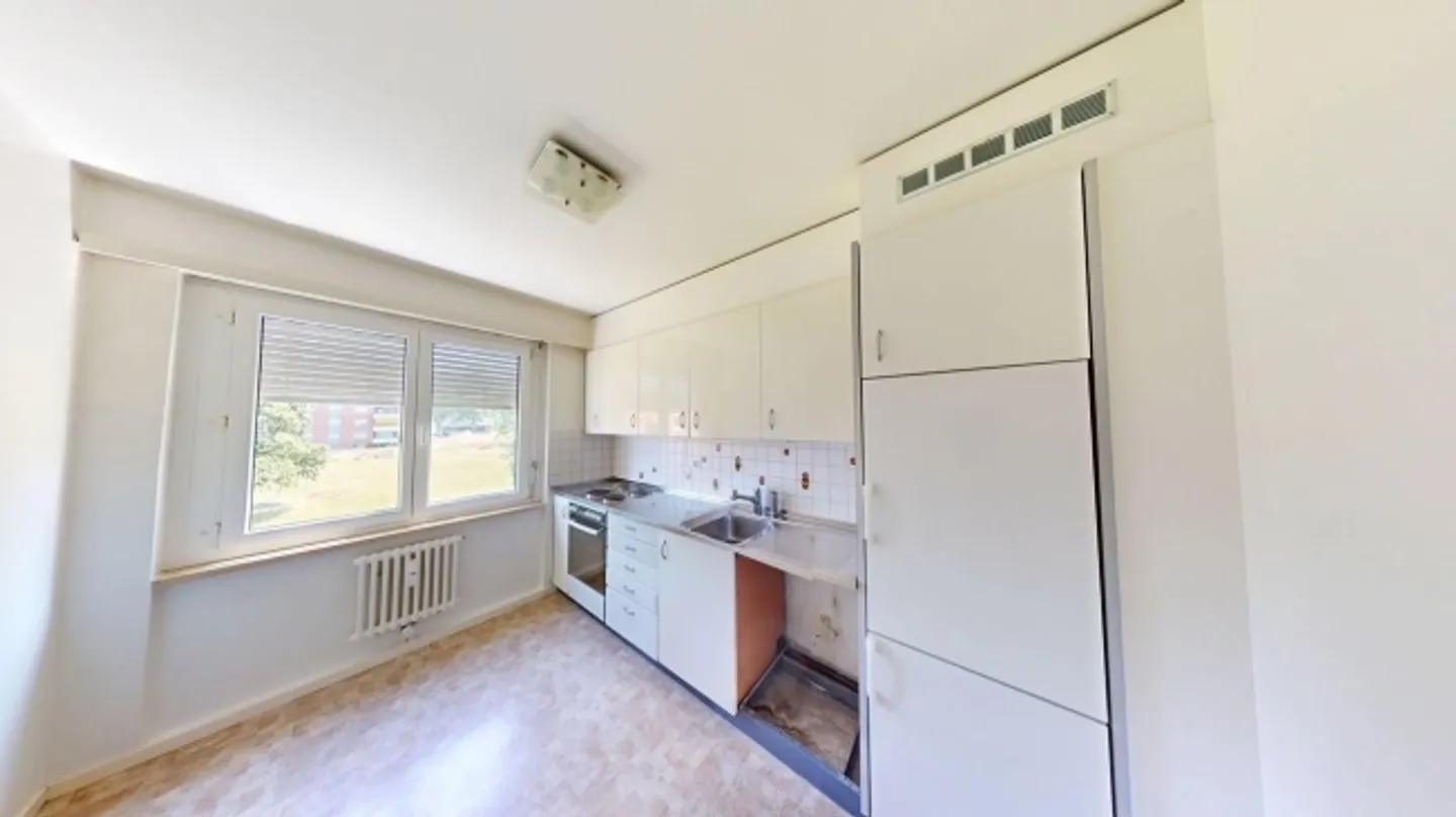 Ampio appartamento con 4 stanze vicino alla città di Basilea - temporaneo fino al 30 aprile 2026 - Foto 8 di 10