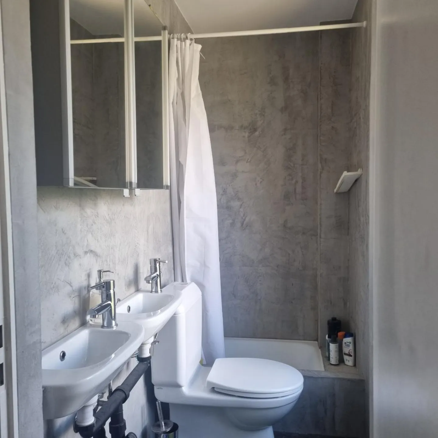 2.5 Room Apartment - Photo 4 of 4