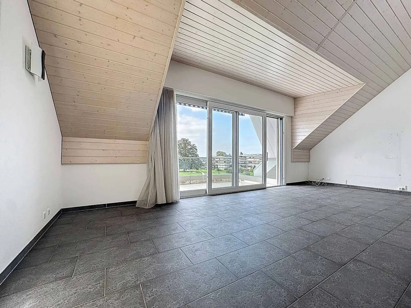 Attico di 5,5 stanze di 200m2 con vista sul lago di Ginevra - Foto 2 di 13