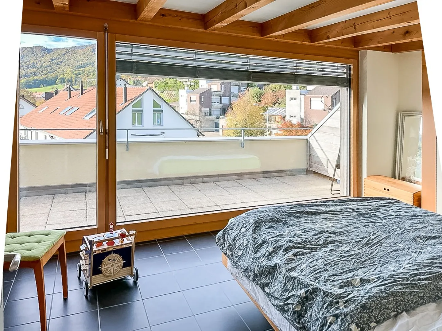 Dernière unité disponible : Appartement en maisonette 18-5 - Photo 2 sur 10