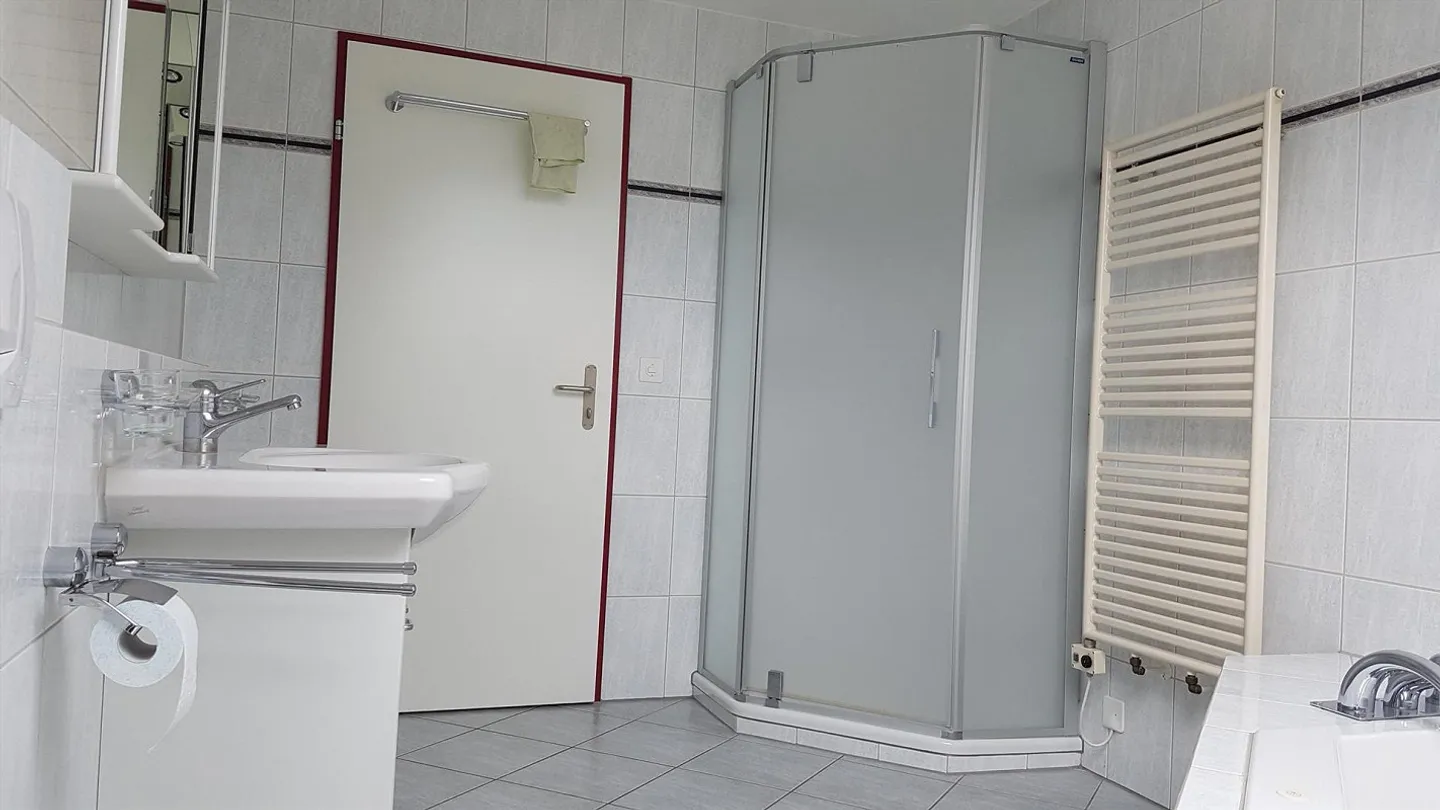 Exklusive 3.5 Zim. Wohnung - Foto 9 von 16