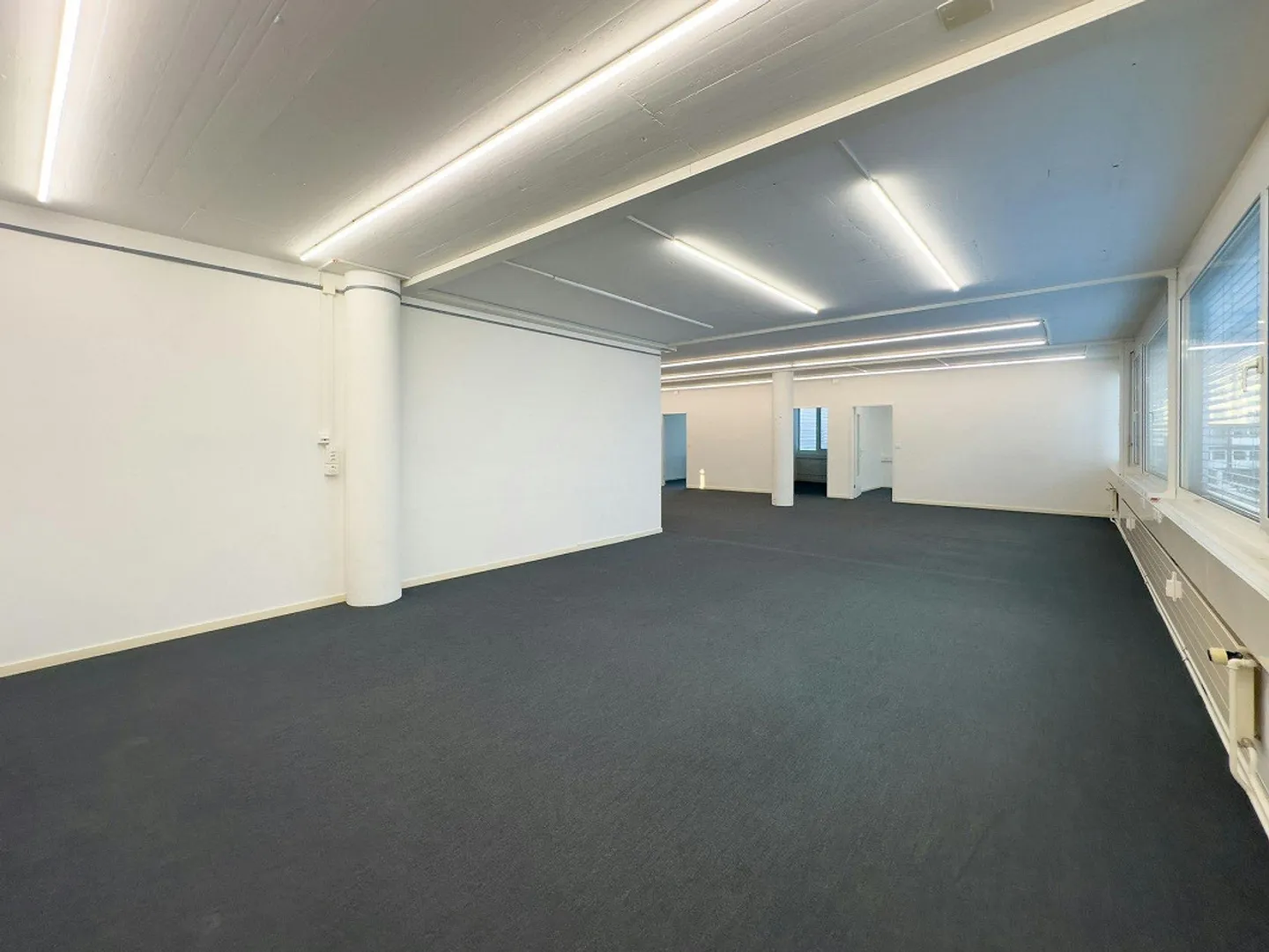 Progetta il tuo futuro: Spazi commerciali e uffici di alta qualità ad Allschwil - Foto 3 di 13