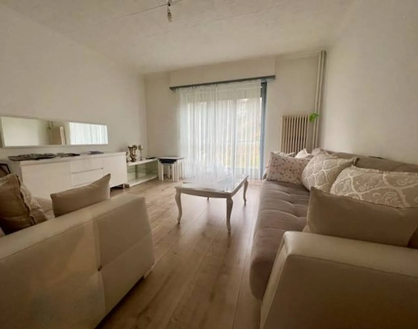 Appartements lumineux 3,5 pièces - Photo 1 sur 8