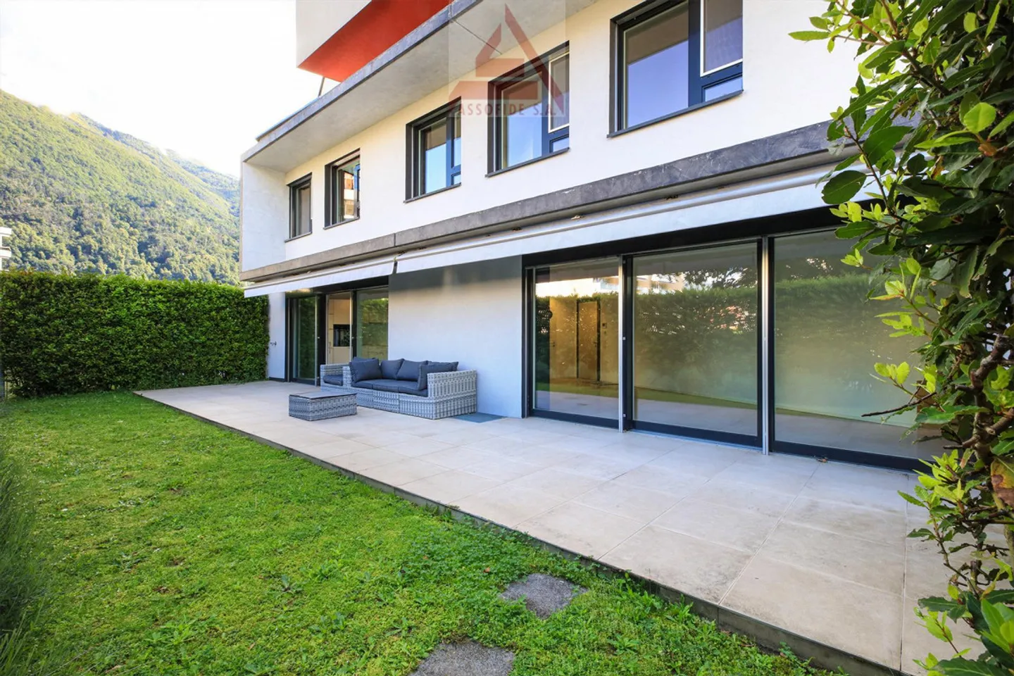 Elegante duplex di 3.5 locali /  Elegante 3,5-Zimmer-Duplexwohnung - Foto 6 di 6