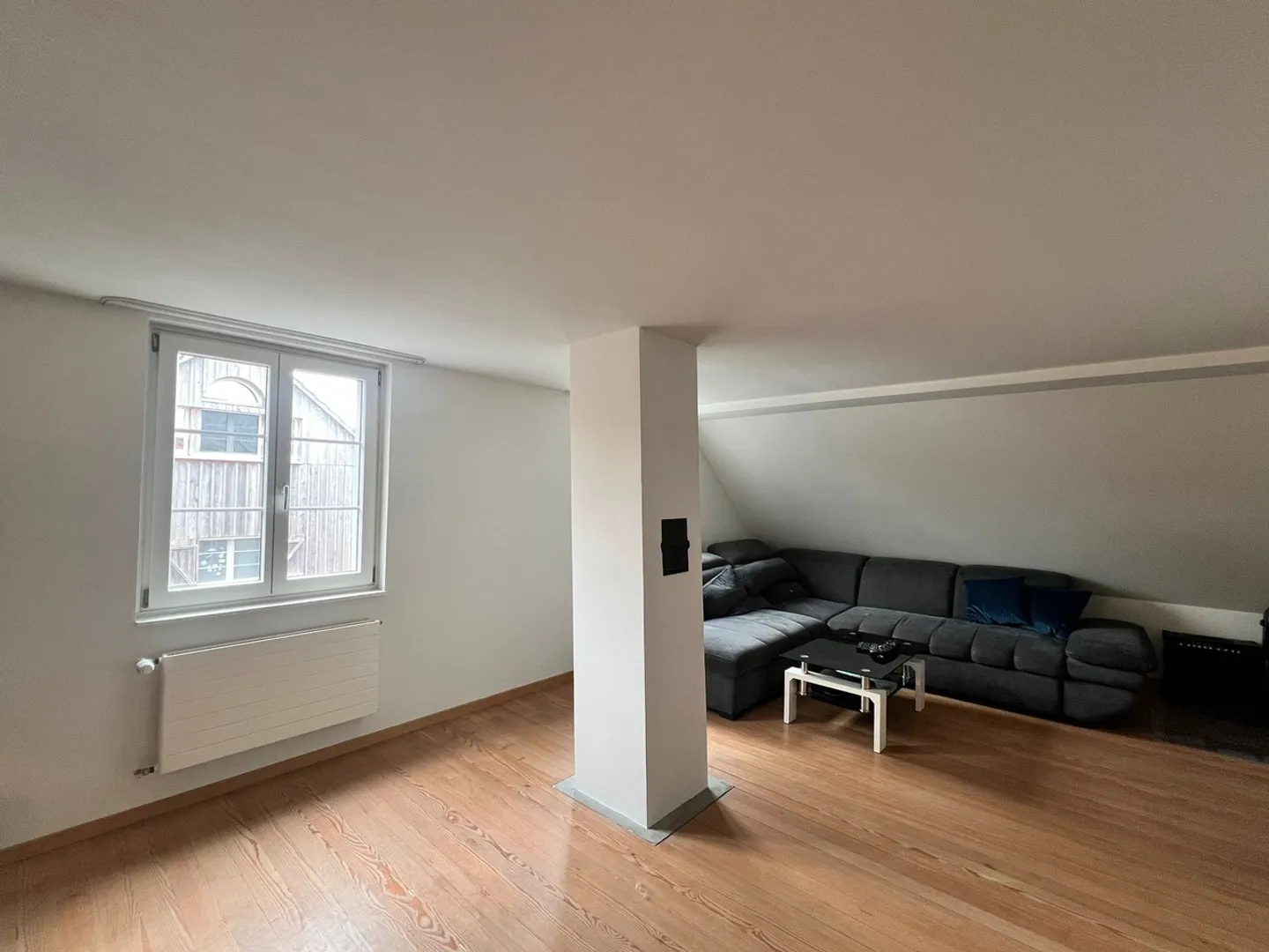 Charming 3.5 Room Apartment - Triplex - Photo 12 of 12