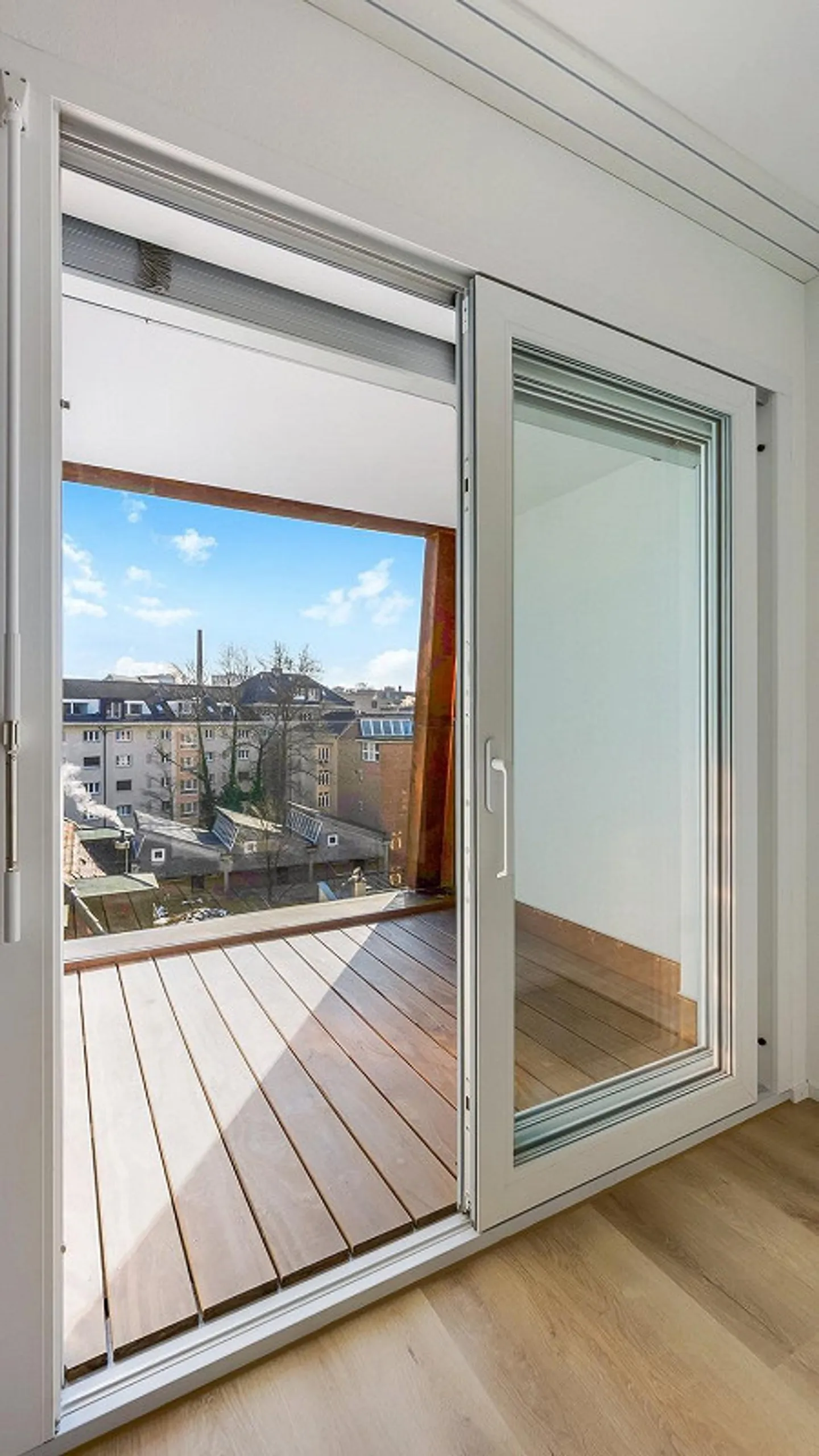 Modern Loft in Central Zurich - Photo 4 of 10