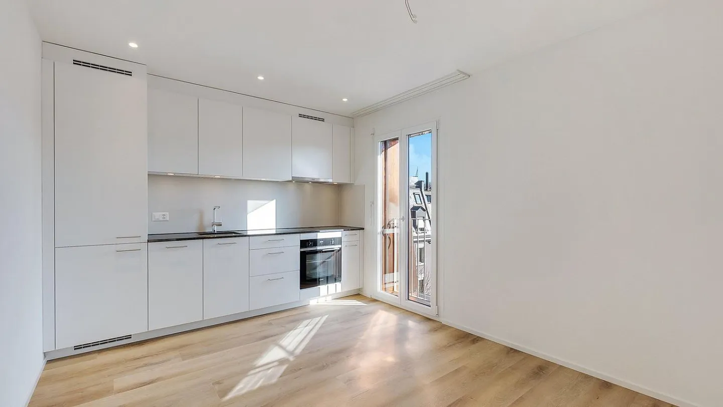 Modern Loft in Central Zurich - Photo 5 of 10