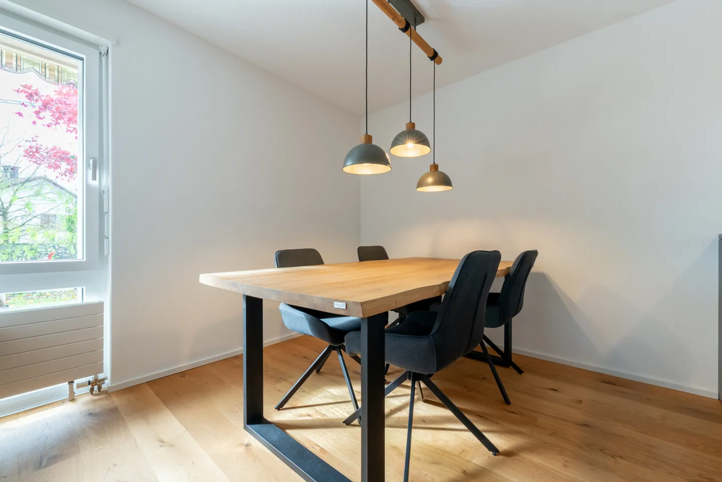 Wonderful 4.5-room semi-detached house in Auenstein AG - Photo 4 of 11