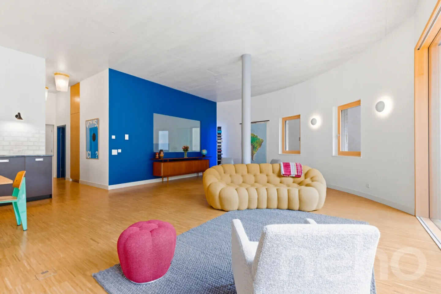 Einzigartig: Industrieloft 2,5 Zimmer von 99 m² in der Nähe des Sees und der Verkehrsanbindungen - Foto 1 von 12