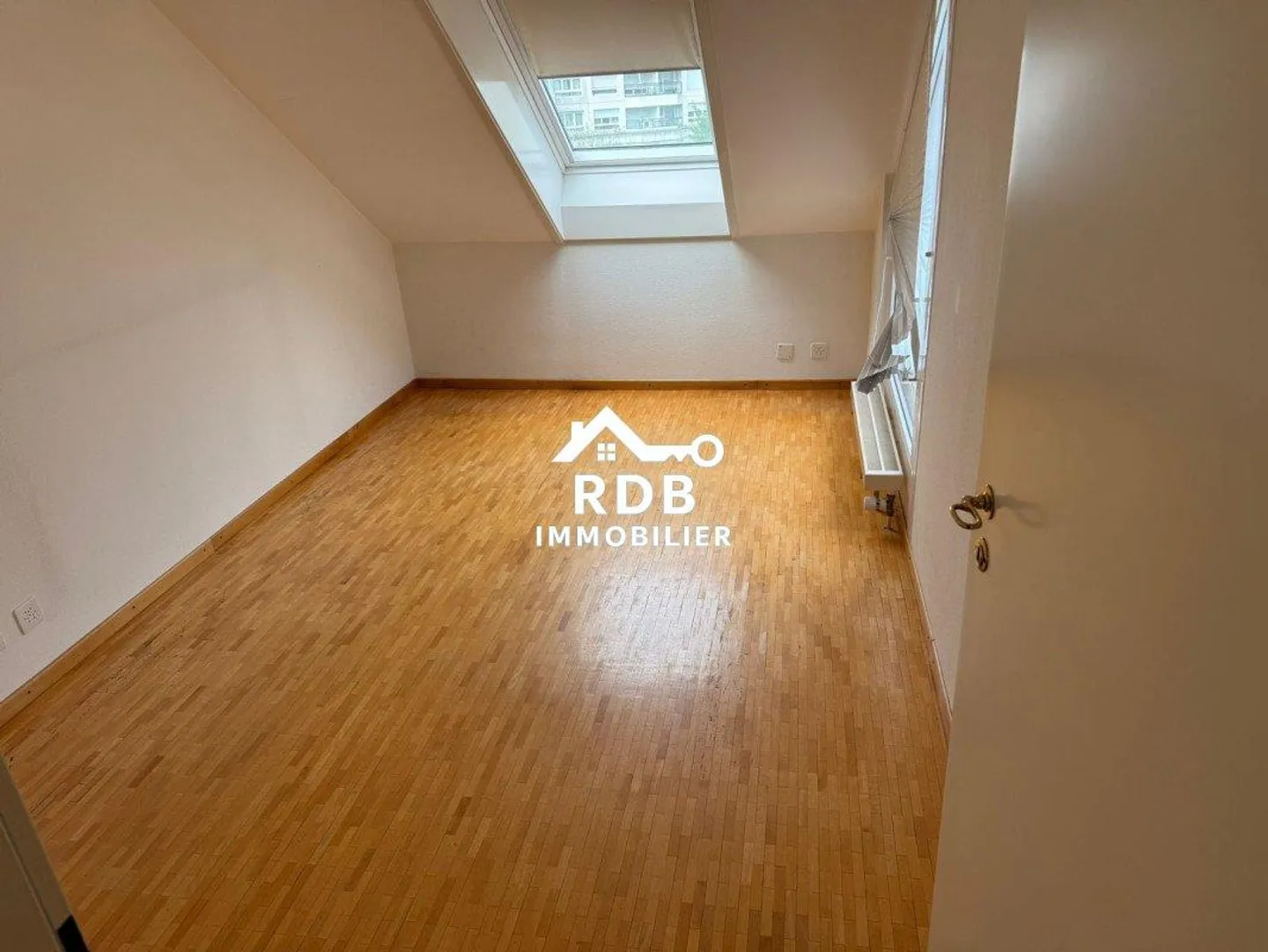 4,5-Zimmer-Wohnung im 8. Stock in Genf 1203 - Foto 7 von 12