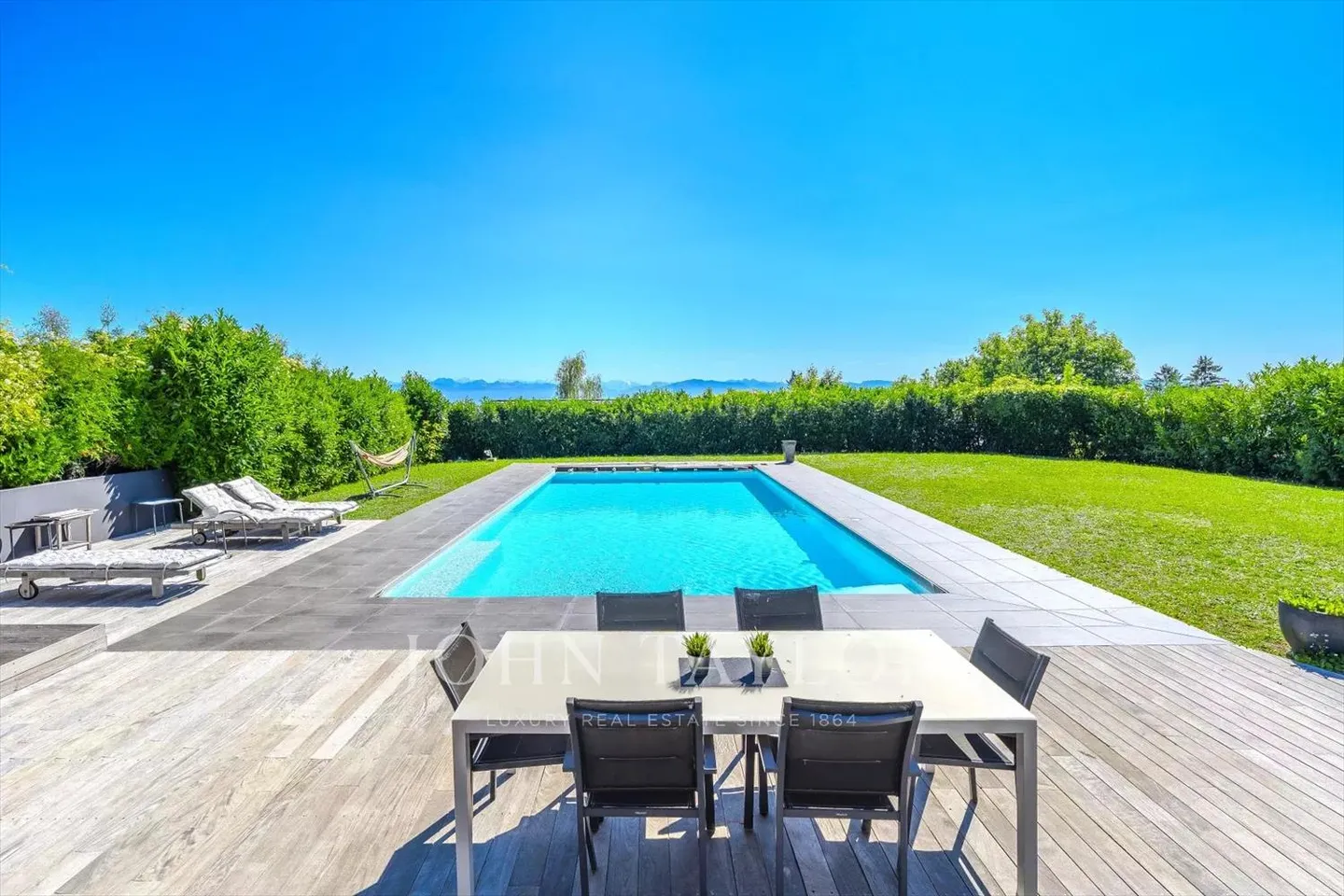 Elegant villa with panoramic view ? Genolier Mont-Blanc Lake Geneva Alps - Photo 4 of 11