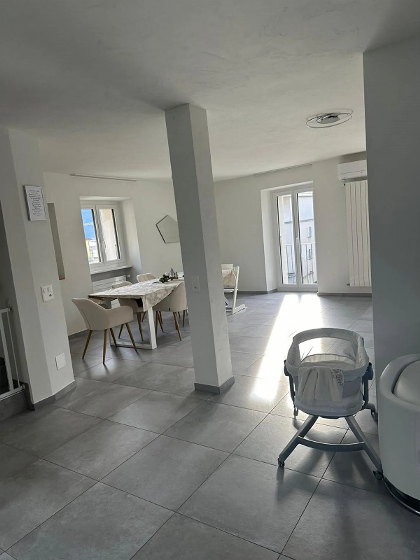 5-room apartment for rent in Gordola - Photo 1 of 15