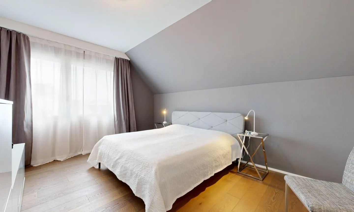 Helle 4.5-Zimmer-Maisonettewohnung mit Balkon und viel Raum für Ideen - Foto 10 von 11