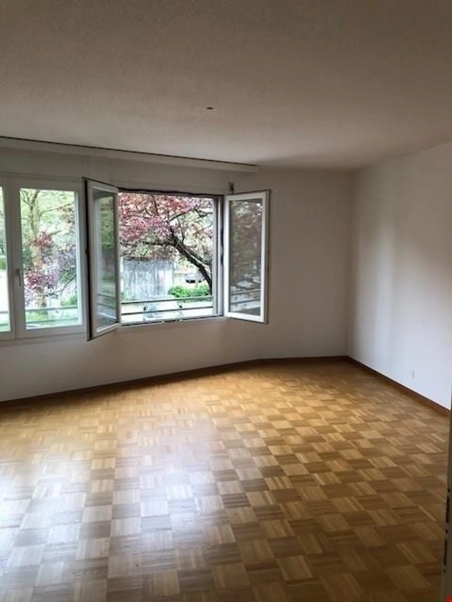 4.5-room apartment with large terrace in Weissenbühl - Photo 8 of 9