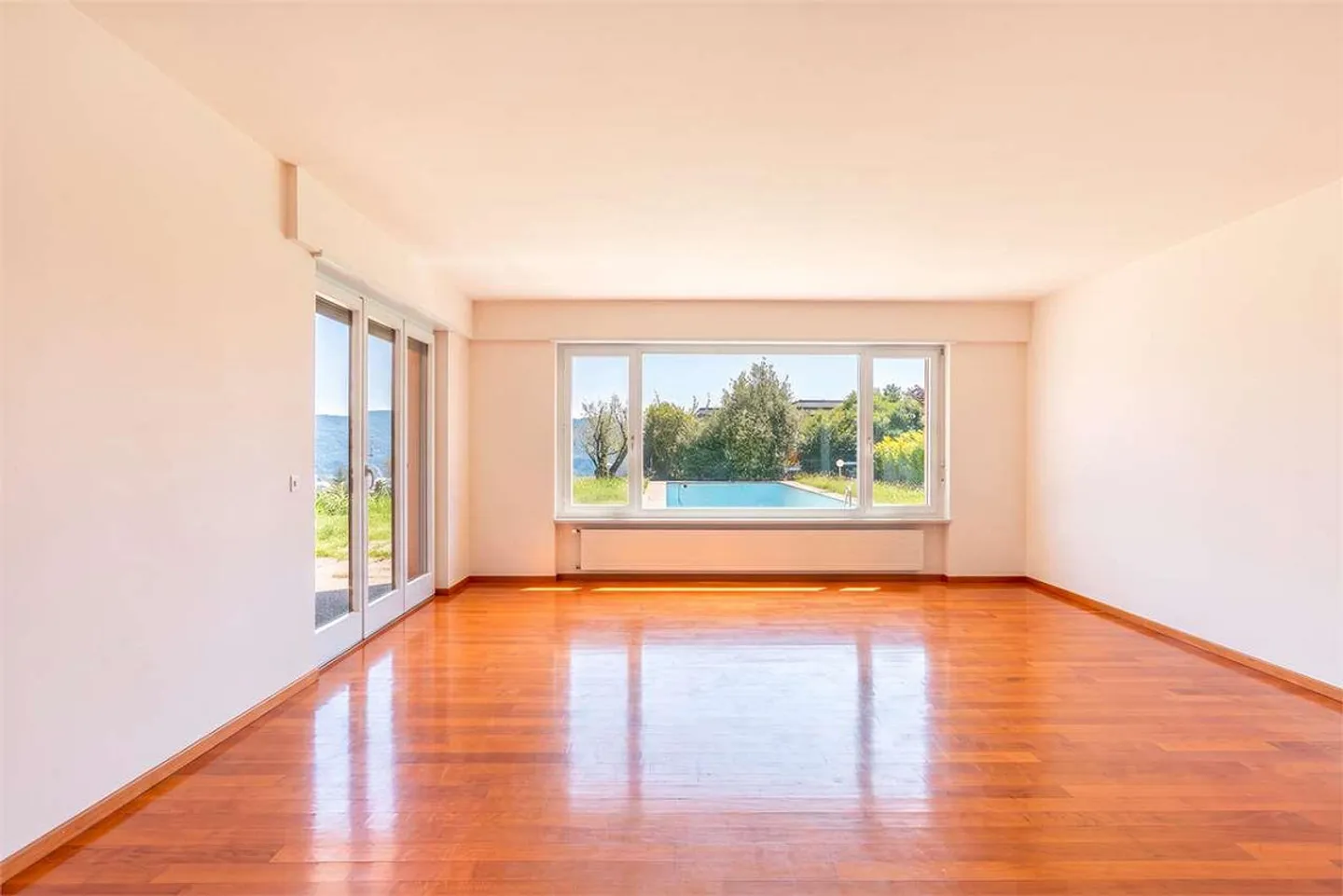 Villa with large garden and spacious pool - Coldrerio - Photo 1 of 13