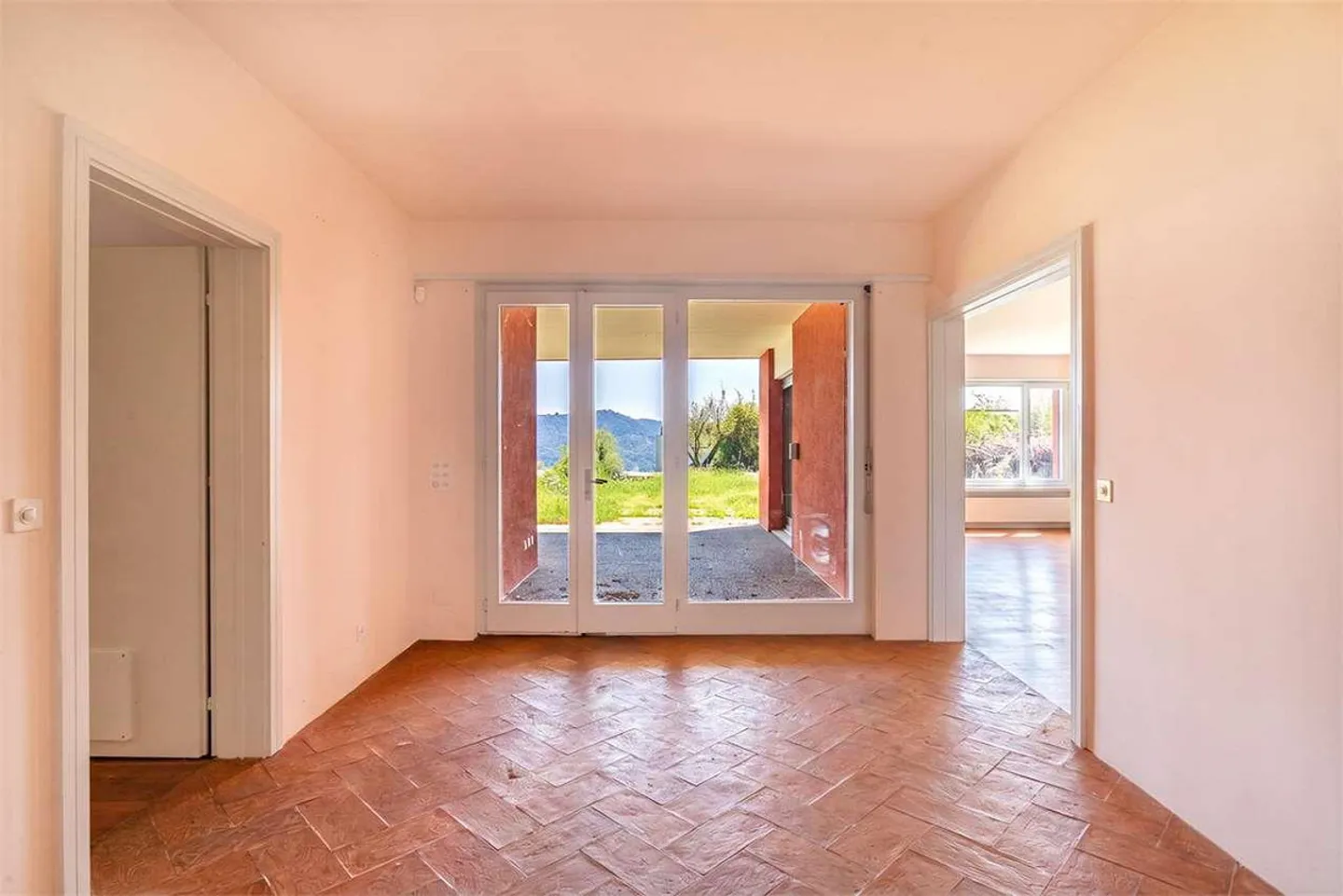 Villa with large garden and spacious pool - Coldrerio - Photo 7 of 13