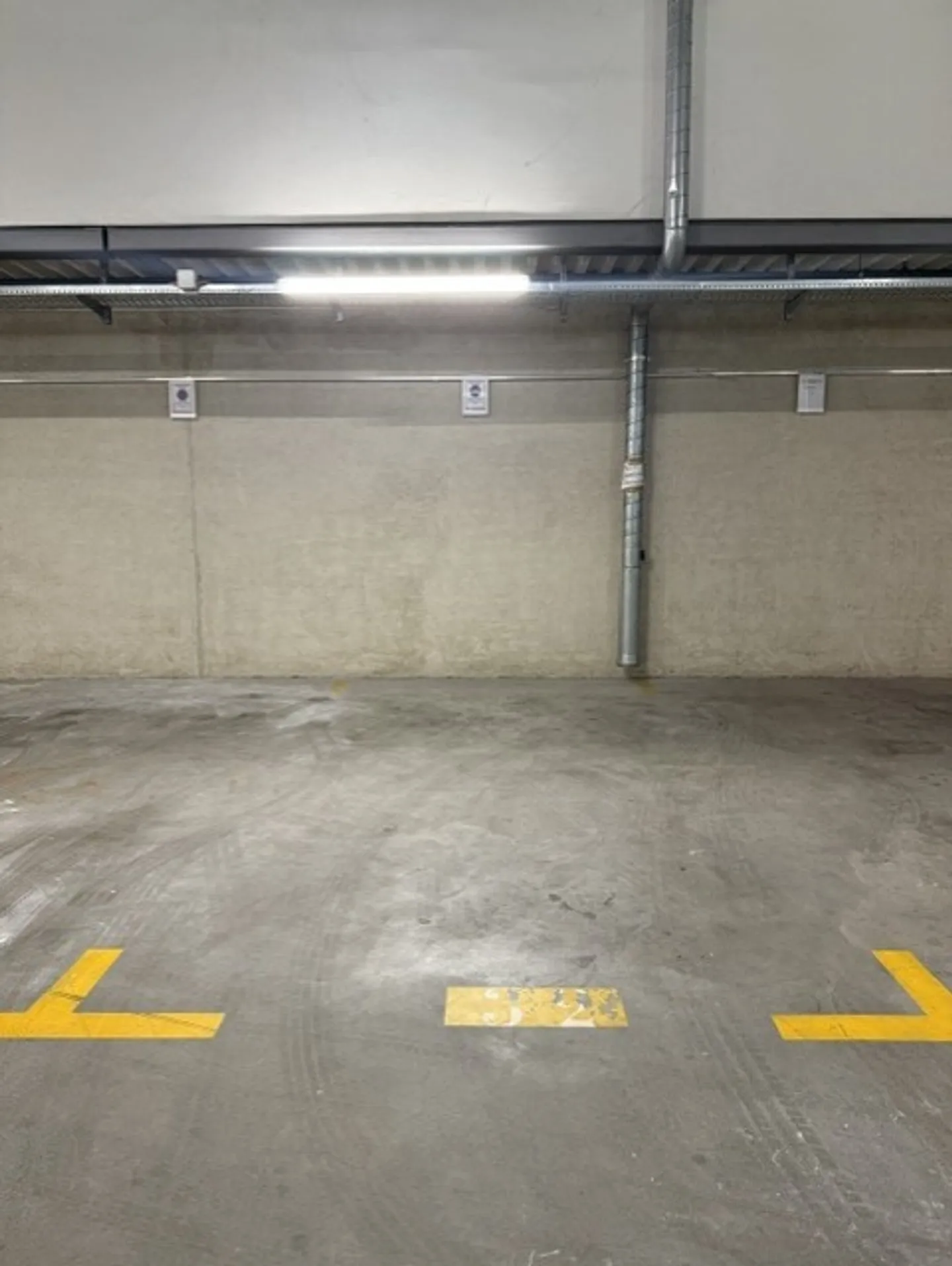 Place de Parking Central à Bâle - Photo 4 sur 4
