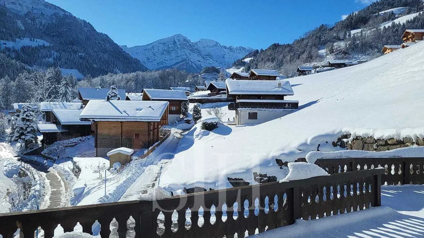 Chalet Les Arolles - Authentisches Alpenchalet - Foto 8 von 11