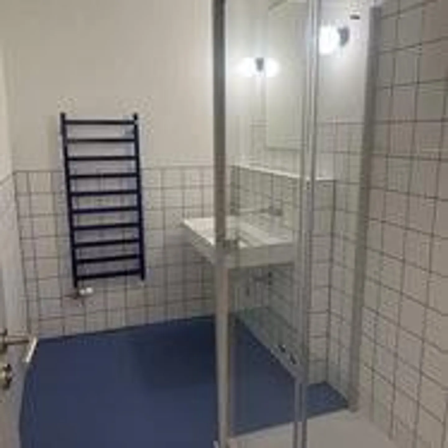 Moderne Co-Living Zimmer in Steinmaur - Foto 10 von 13