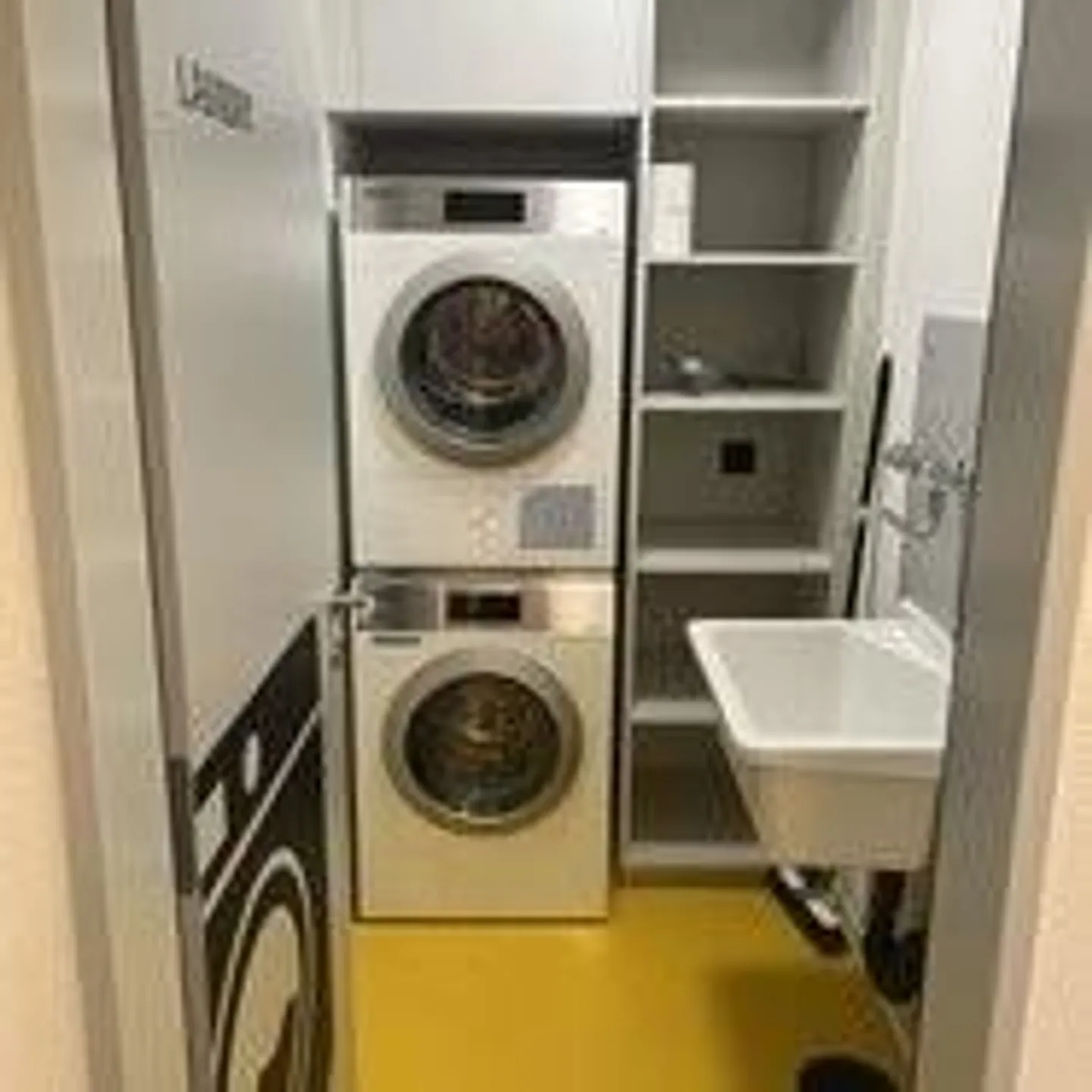 Moderne Co-Living Zimmer in Steinmaur - Foto 12 von 13