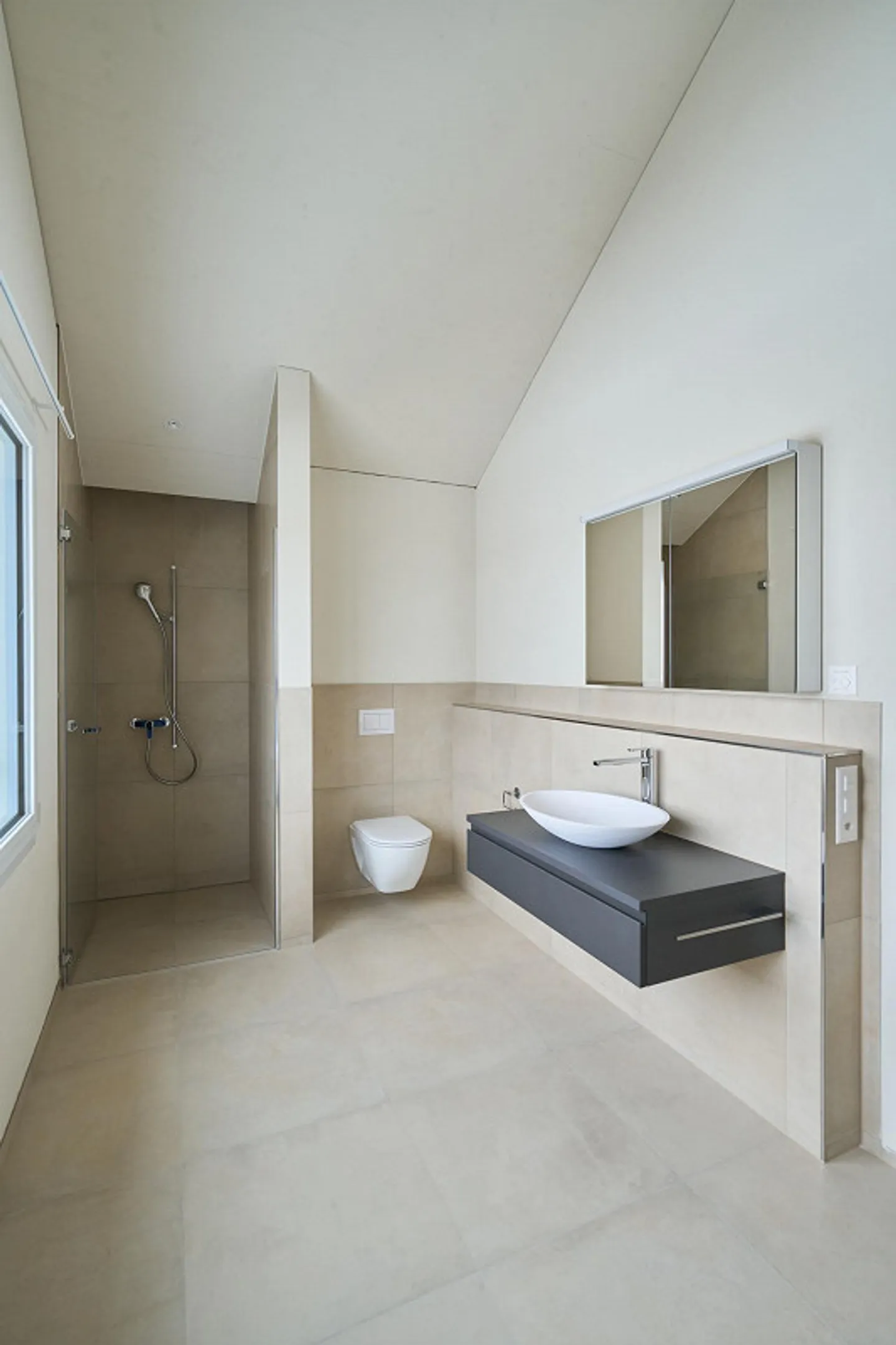 Moderne und zentralgelegene Wohnung im Eigentumsstandard - Foto 7 von 14