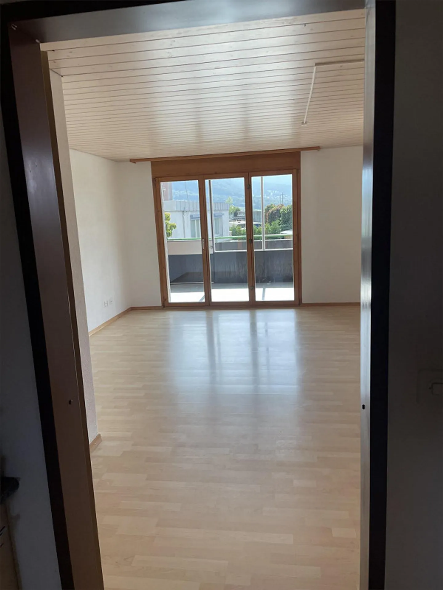 Ampio appartamento di 2,5 stanze con area salotto privata - Foto 2 di 8