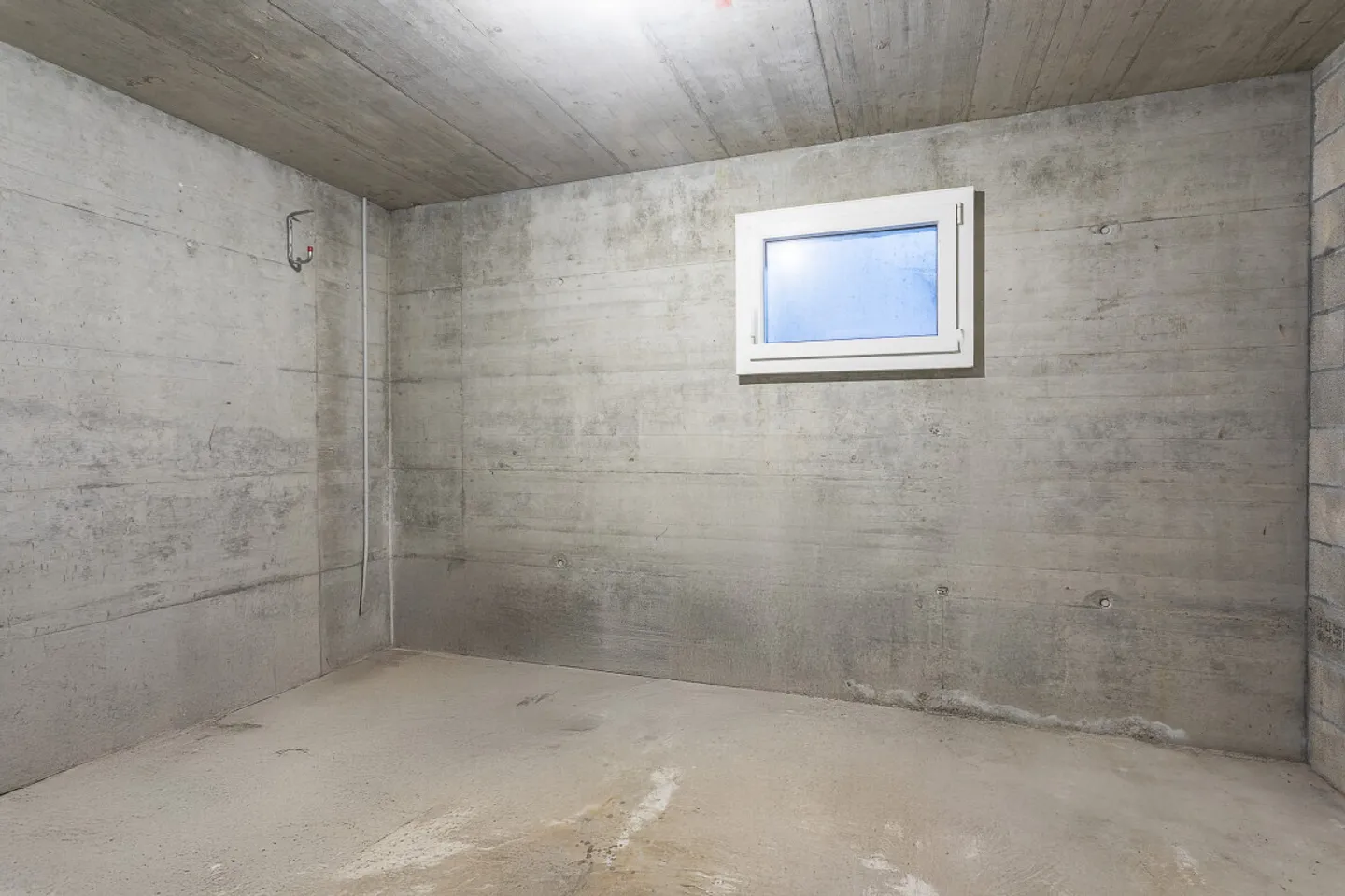 VILLA 5.5 ROOMS IN CHAVORNAY AVAILABLE IMMEDIATELY! - Photo 11 of 13