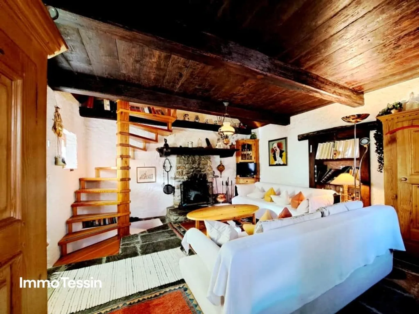 Cozy Rustico with beautiful views of the Ticino mountains - Photo 7 of 13