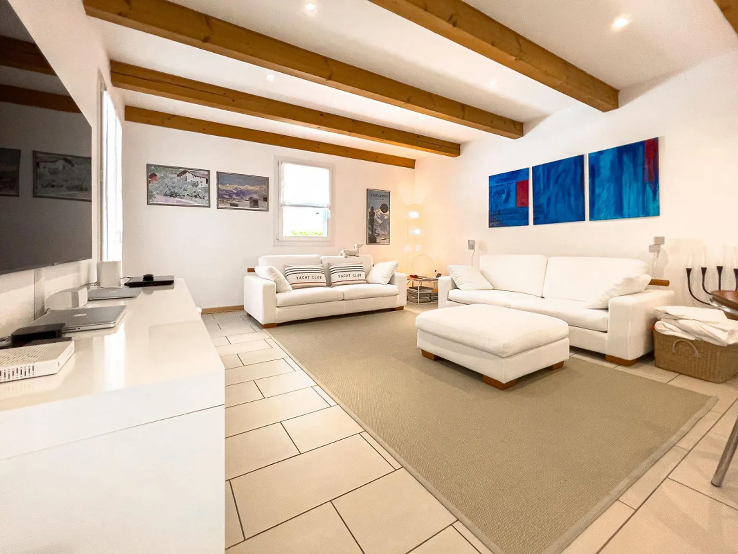 Villa with garden and pool in Riva San Vitale - Photo 2 of 11