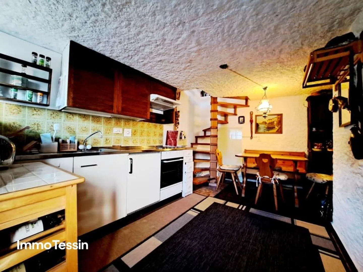 Cozy Rustico with beautiful views of the Ticino mountains - Photo 9 of 13